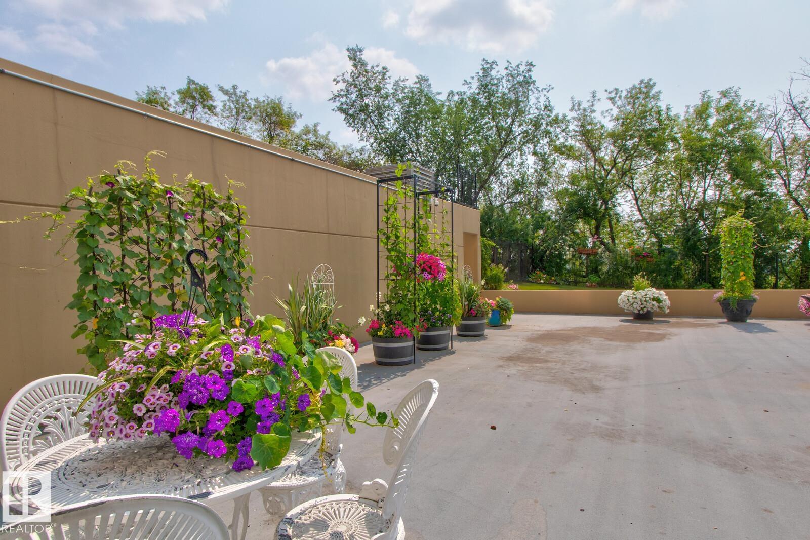 Photo 60 at 1406 - 12303 Jasper Avenue NW, Wîhkwêntôwin, Edmonton