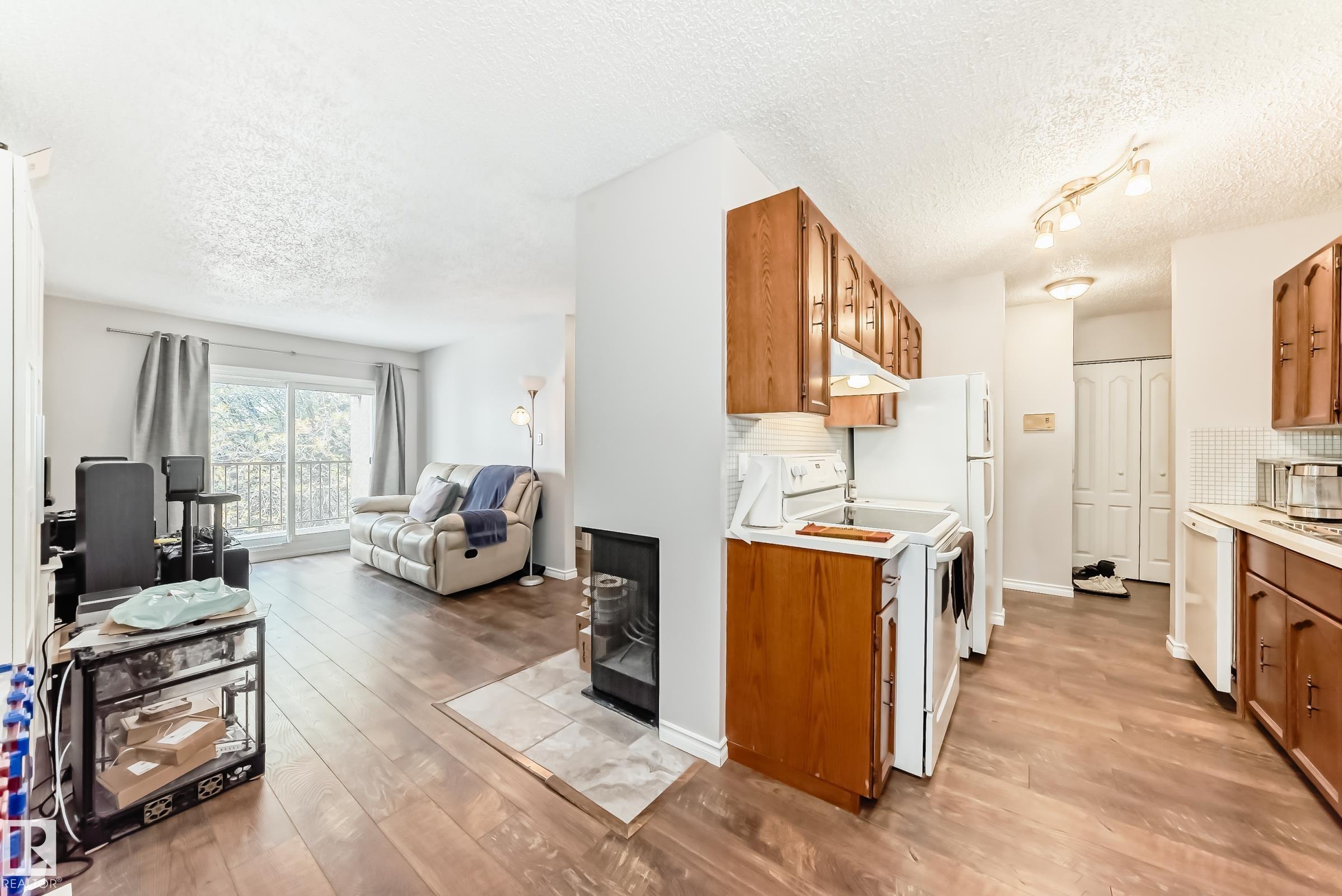 Photo 11 at 305 - 14004 26 Street NW, Bannerman, Edmonton