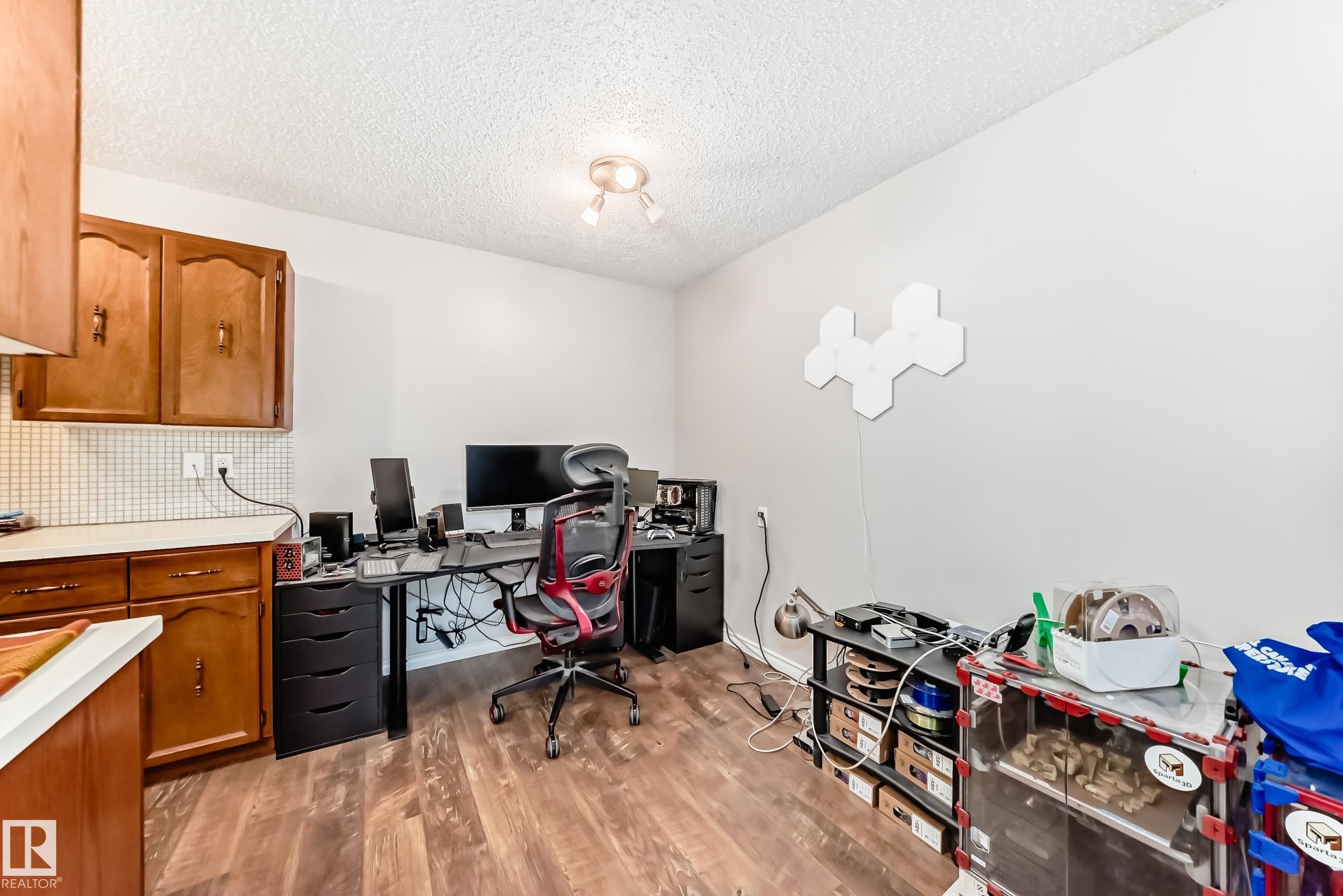 Photo 12 at 305 - 14004 26 Street NW, Bannerman, Edmonton