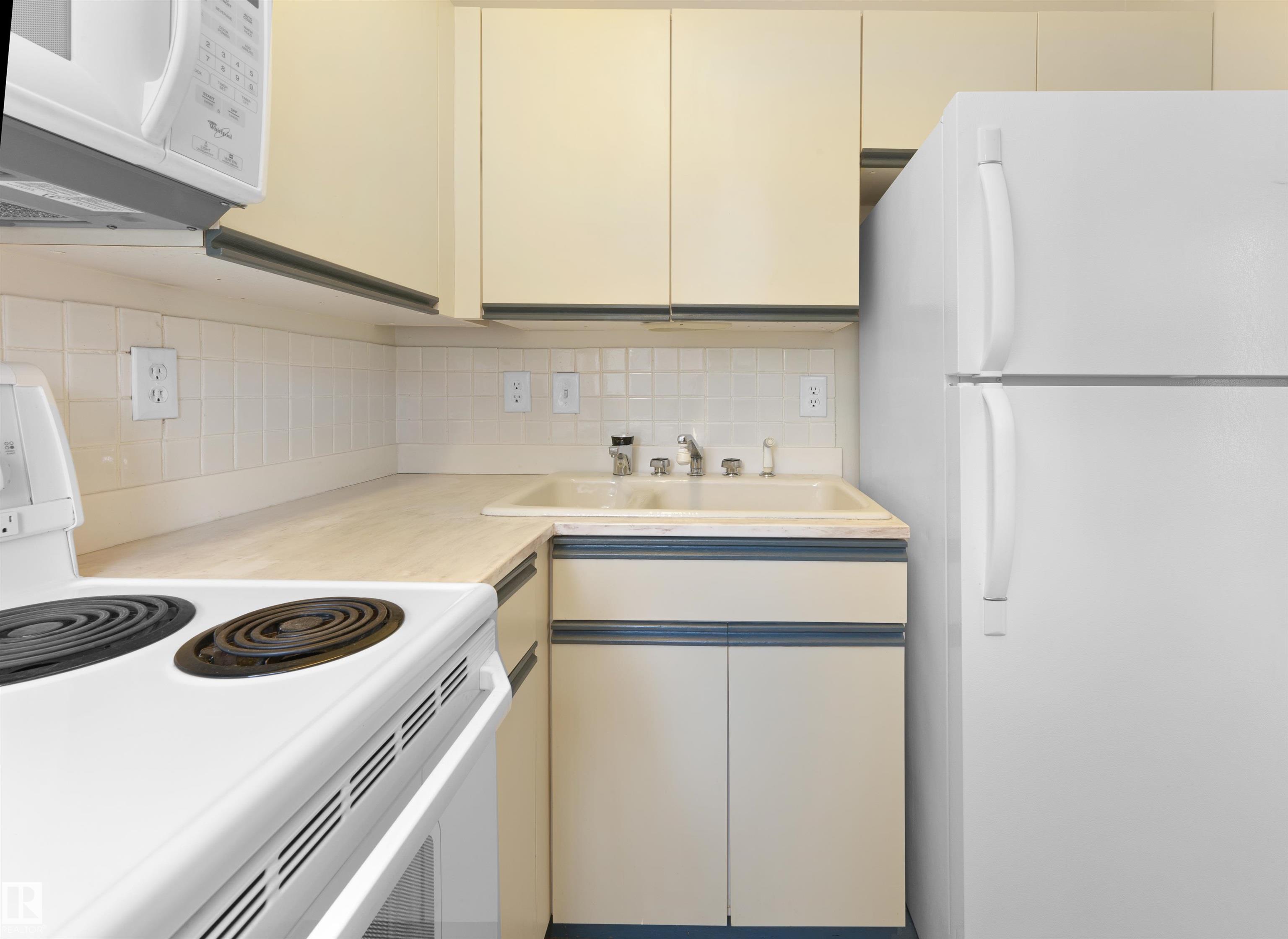 Photo 20 at 201 - 11826 100 Avenue NW, Wîhkwêntôwin, Edmonton