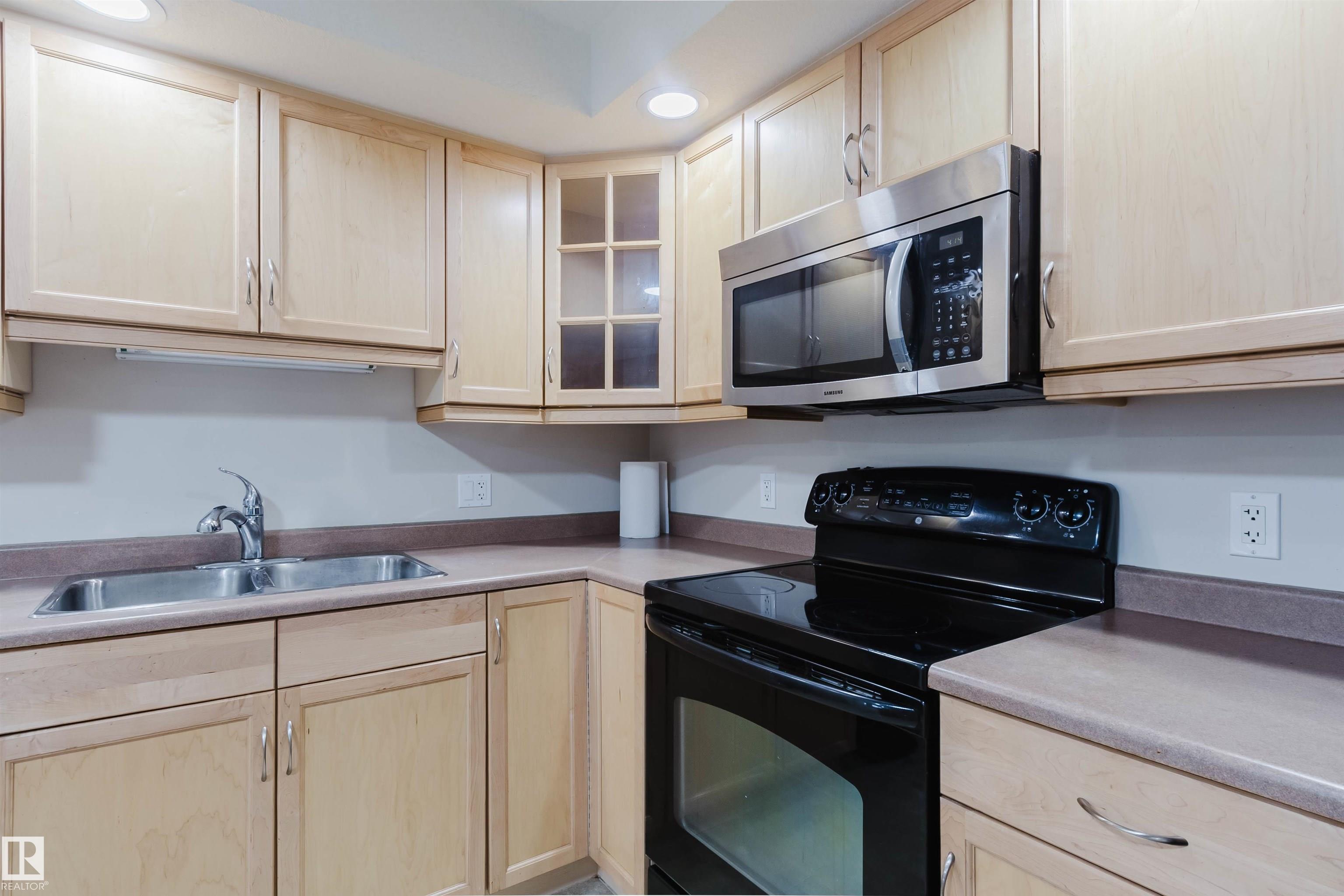 Photo 9 at 204 - 1320 Rutherford Road SW, Rutherford, Edmonton