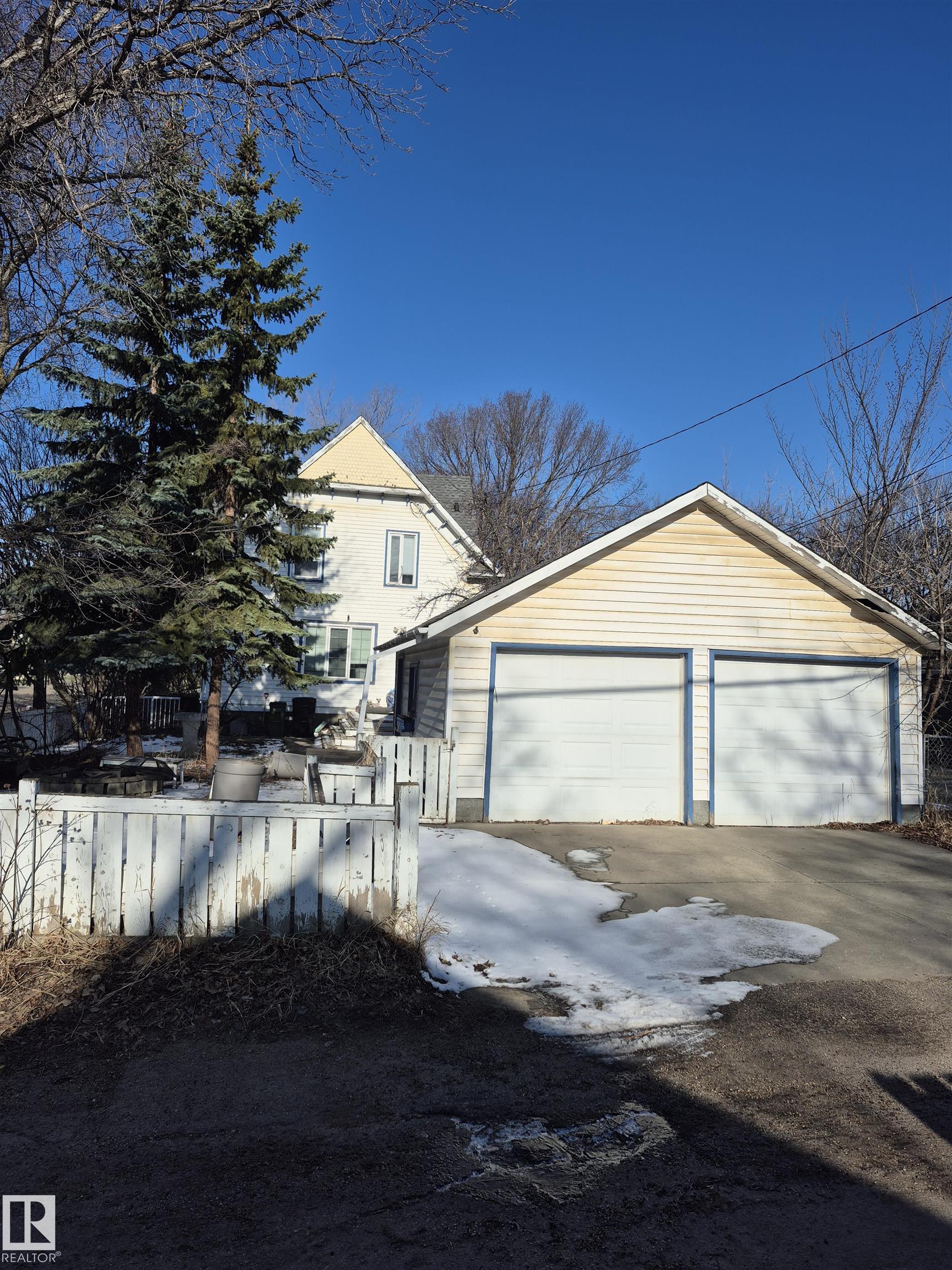 Photo 6 at 11301 87 Street NW, Parkdale, Edmonton