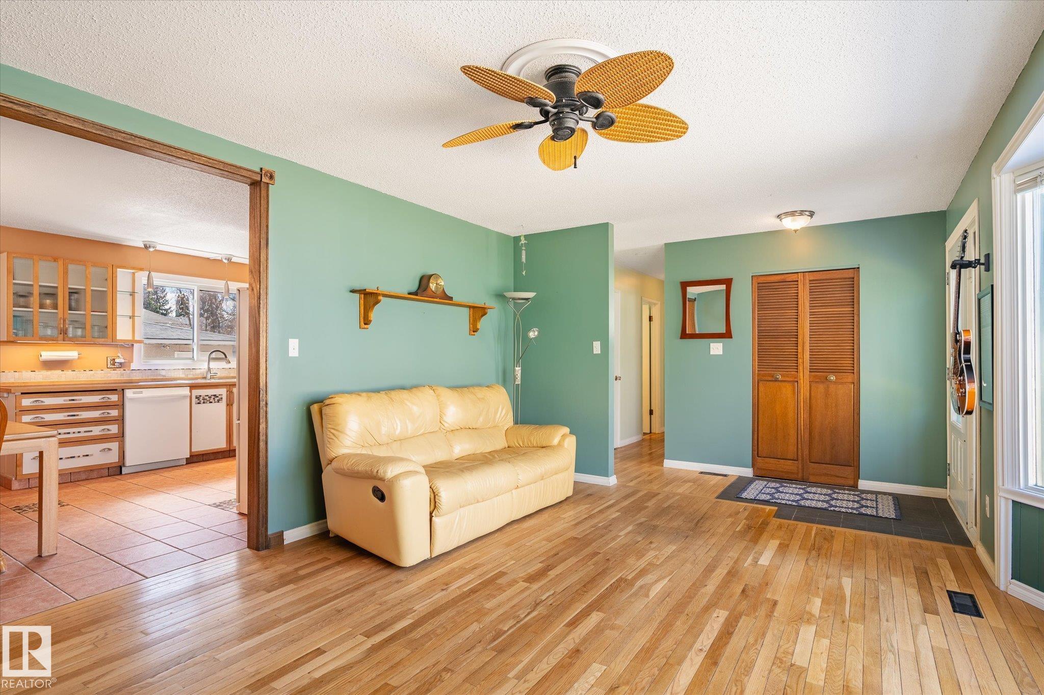 Photo 4 at 30 Farmstead Avenue, Forest Lawn, St. Albert