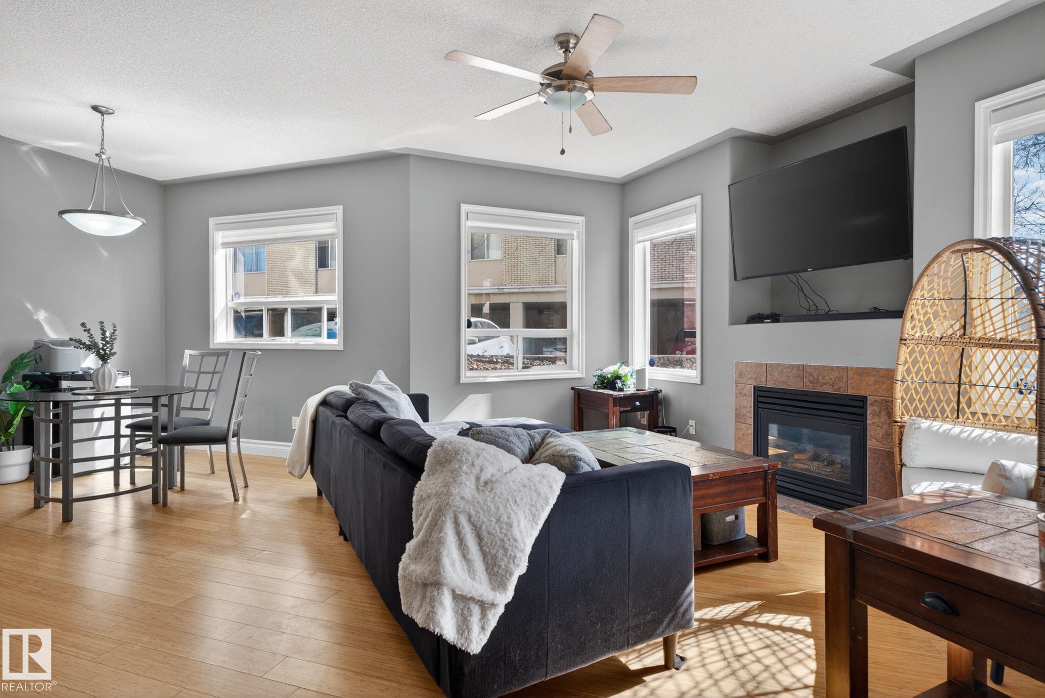 Photo 15 at 105 - 10033 116 Street NW, Wîhkwêntôwin, Edmonton