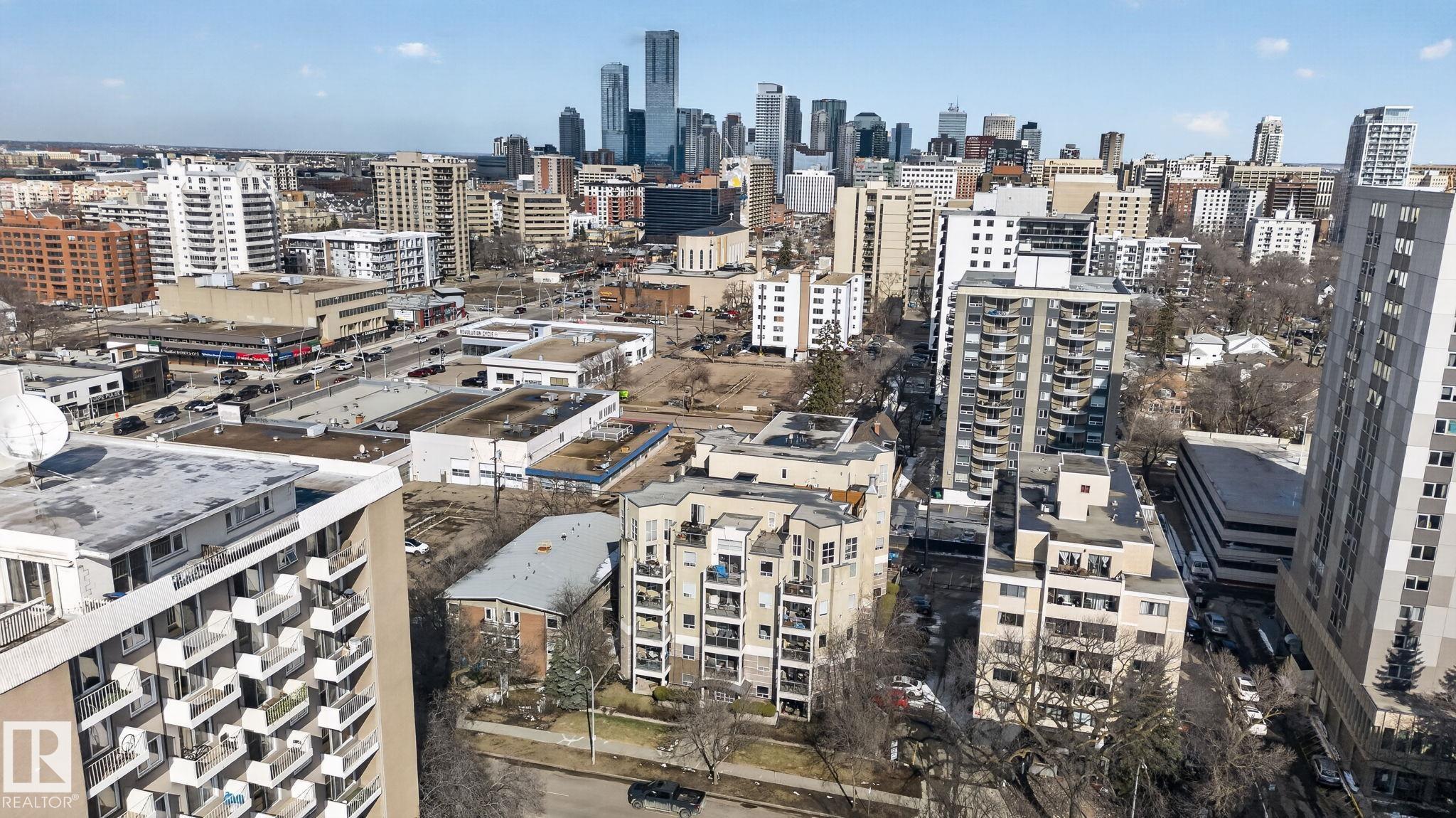 Photo 35 at 105 - 10033 116 Street NW, Wîhkwêntôwin, Edmonton