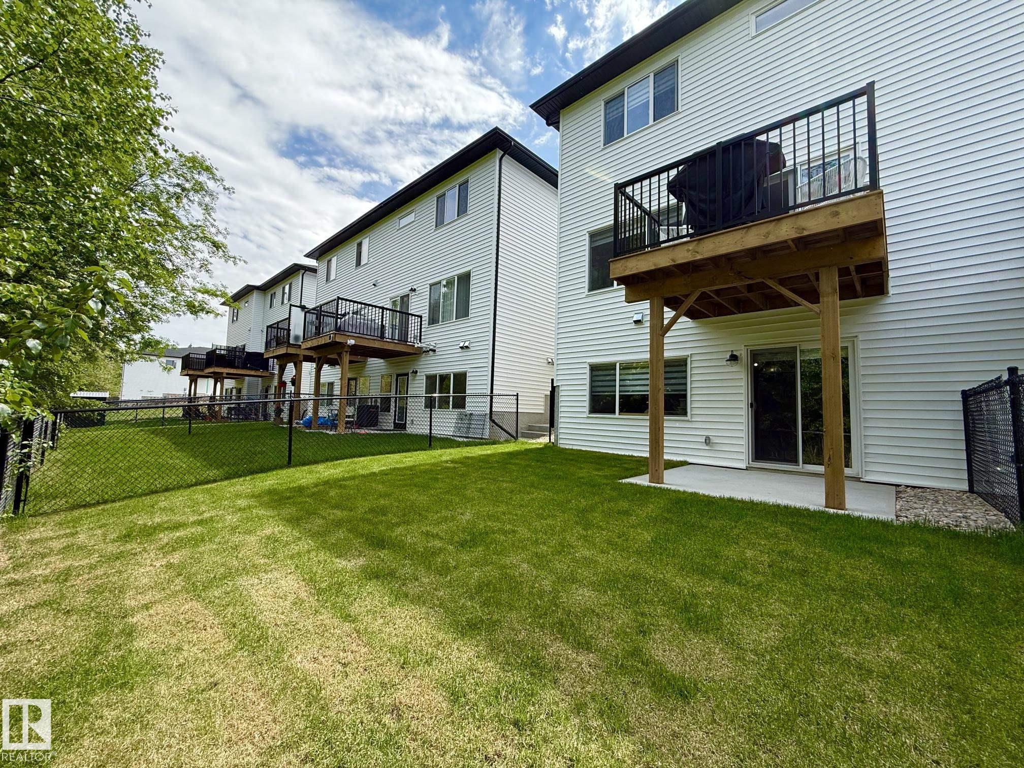 https://zimg.paragon.ice.com/ParagonImages/Property/PM/RAE/225397400/7/0/0/0bb7edf53f618b21f3ddeb17419c9a36/1/12a1b21beeb1a10057170926387be0d8/225397400-4959df78-e7a5-4f1d-ae9d-a9a961f644df.JPG
