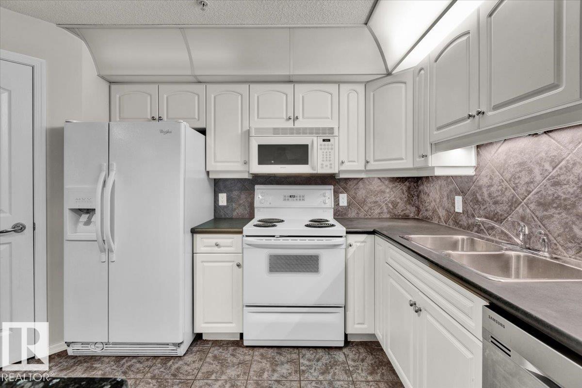 Photo 14 at 103 - 9008 99 Avenue NW, Riverdale, Edmonton