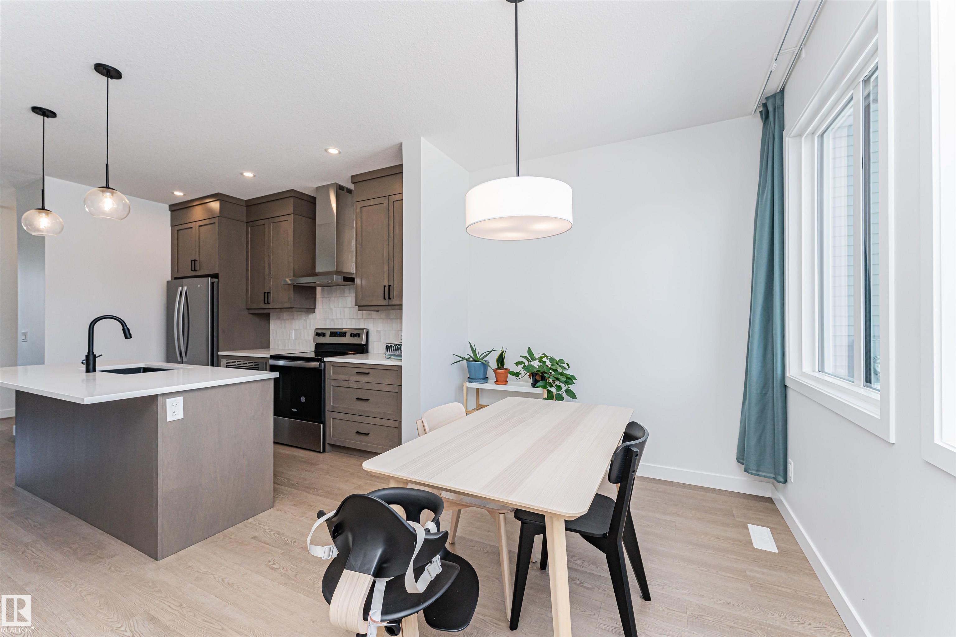 Photo 14 at 3367 Erlanger Bend NW, Edgemont, Edmonton