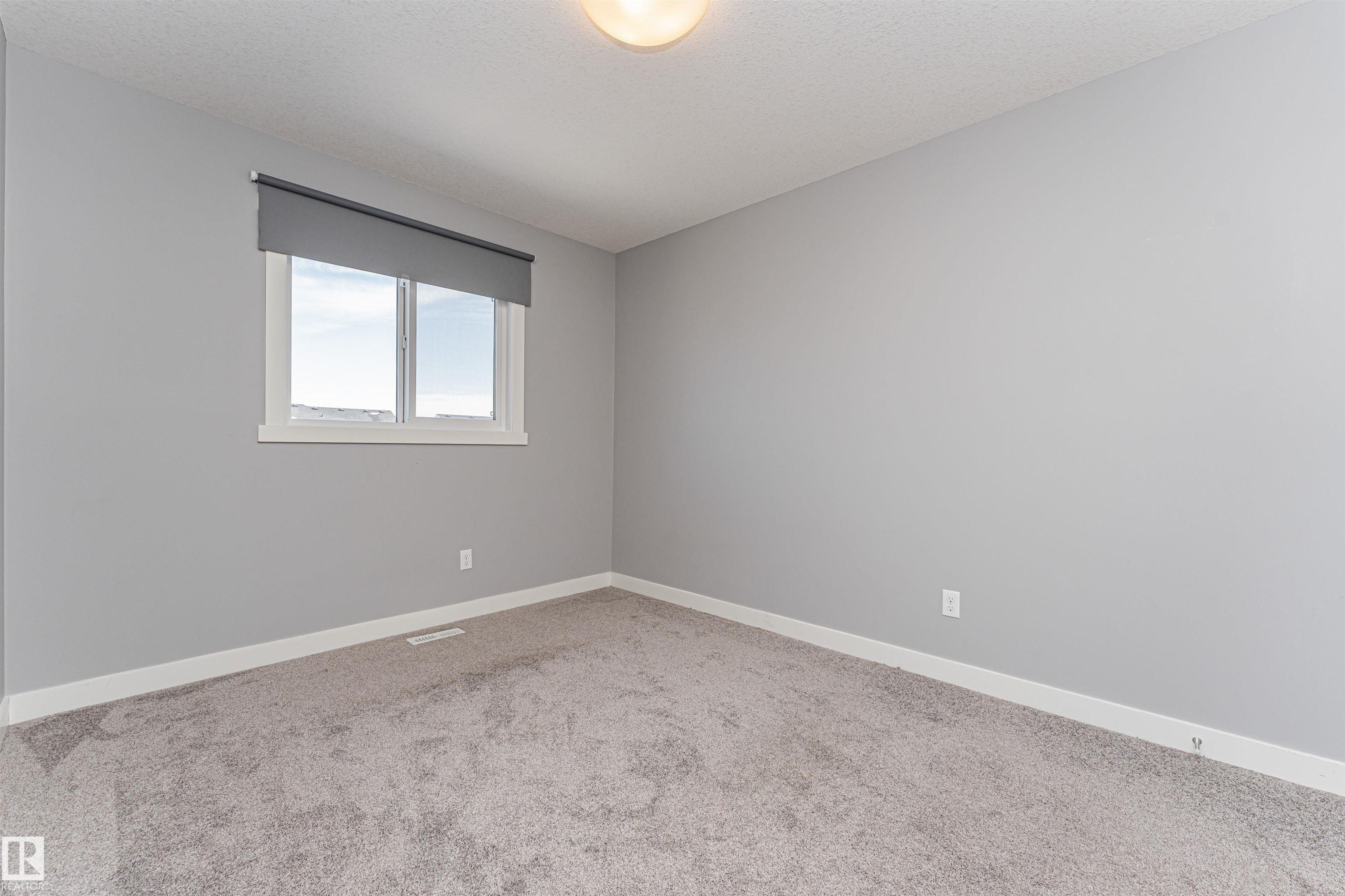 Photo 18 at 16420 15 Avenue SW, Glenridding Heights, Edmonton