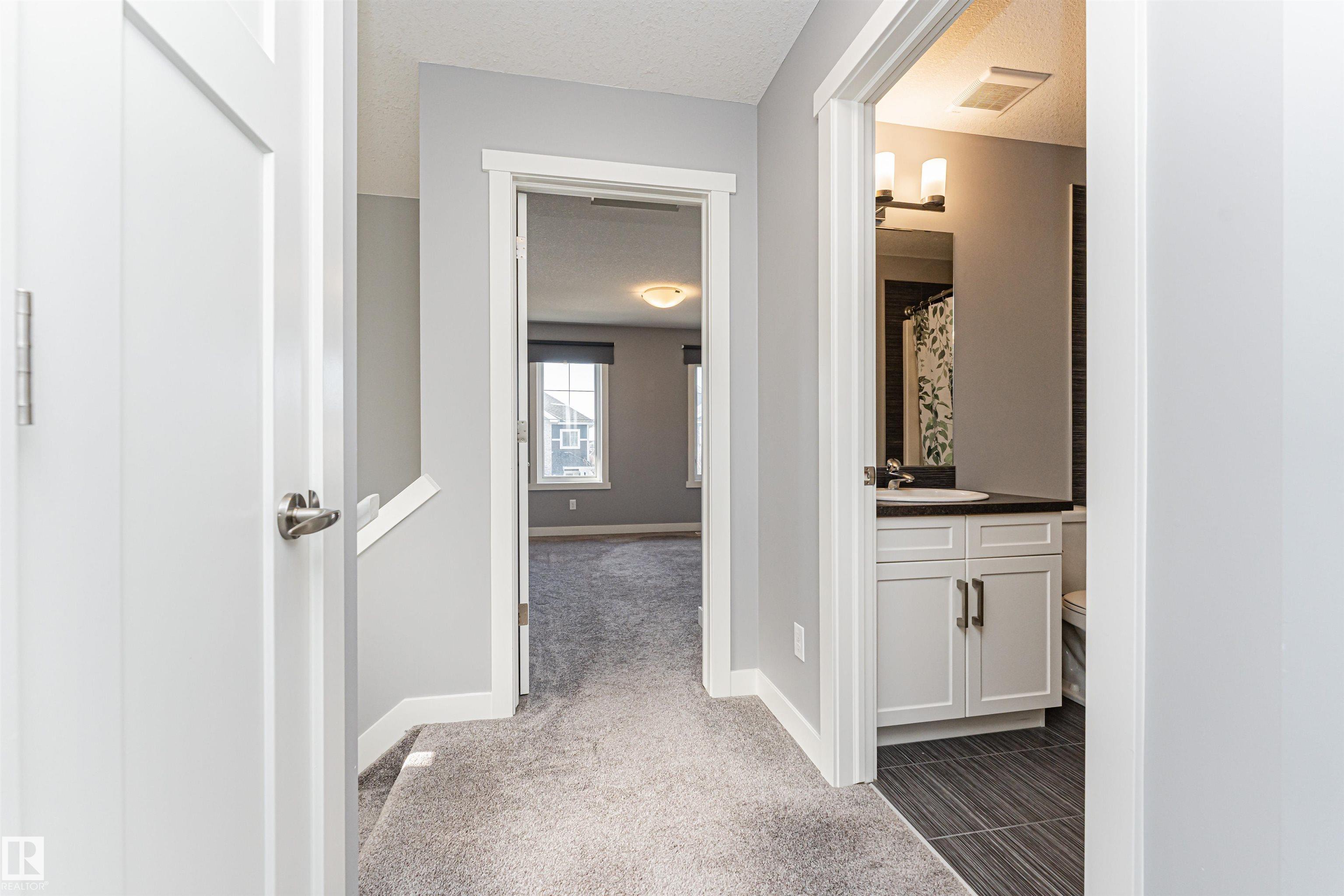 Photo 23 at 16420 15 Avenue SW, Glenridding Heights, Edmonton