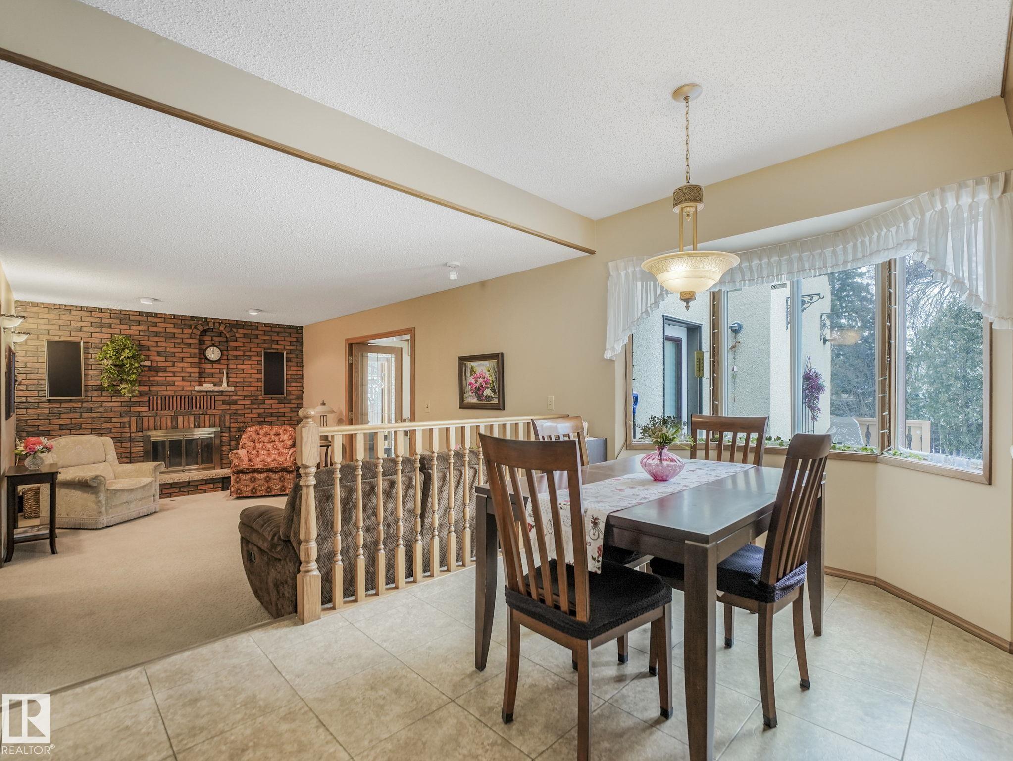 Photo 12 at 6106 37a Avenue NW, Hillview, Edmonton