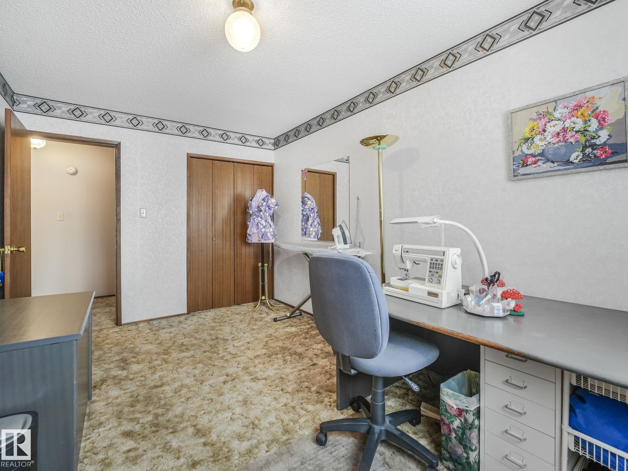 Photo 37 at 6106 37a Avenue NW, Hillview, Edmonton