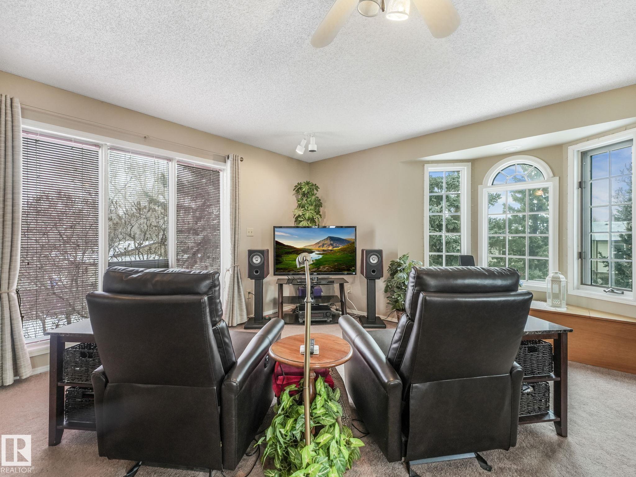 Photo 51 at 6106 37a Avenue NW, Hillview, Edmonton