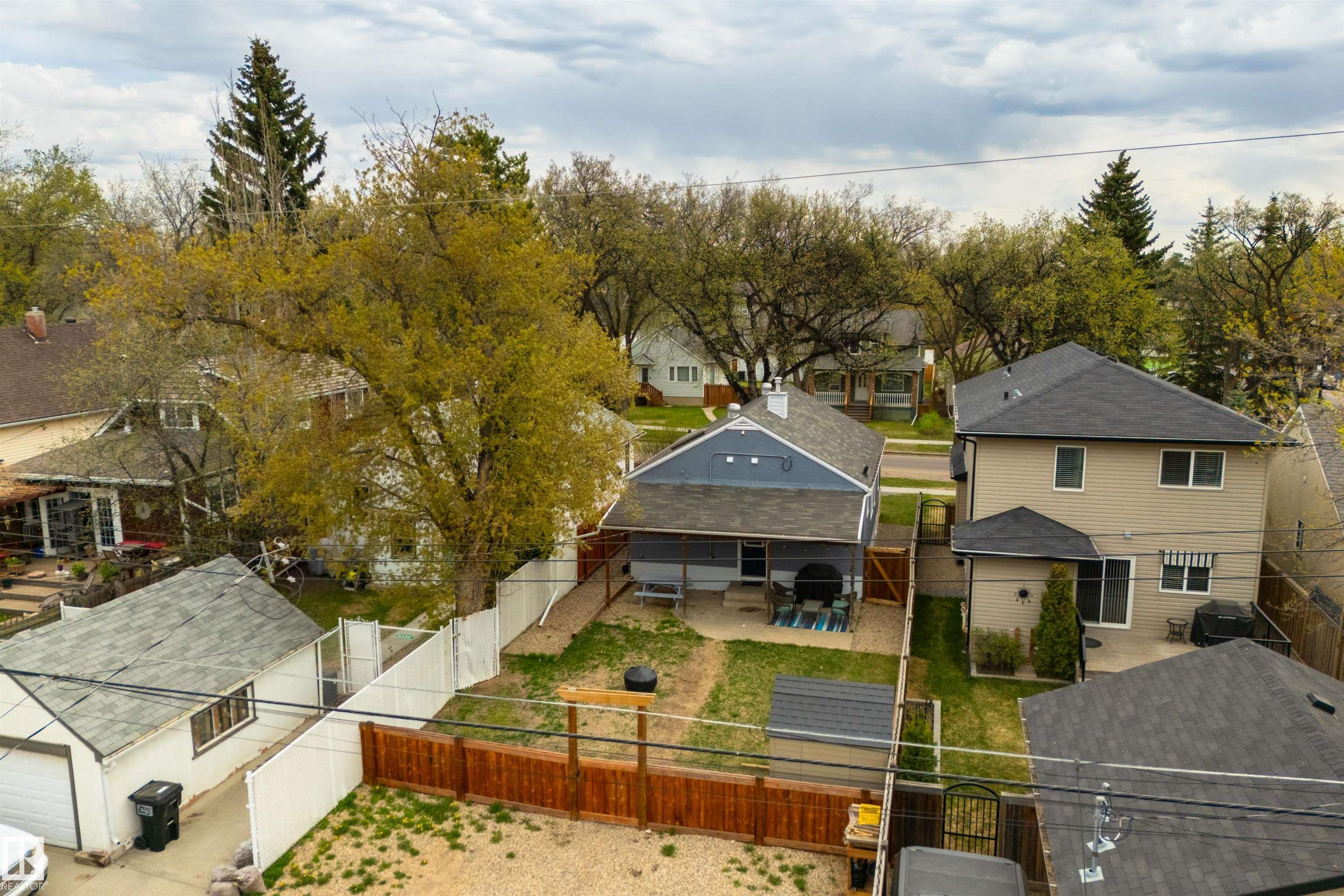 https://zimg.paragon.ice.com/ParagonImages/Property/PM/RAE/225397475/40/0/0/d24717b23578432efe88eaa70cfe9d63/1/7b28b12077b34731396a62292e51eaba/225397475-ecf4ecf1-f373-4fb0-8eb8-cf35acab42b9.JPG