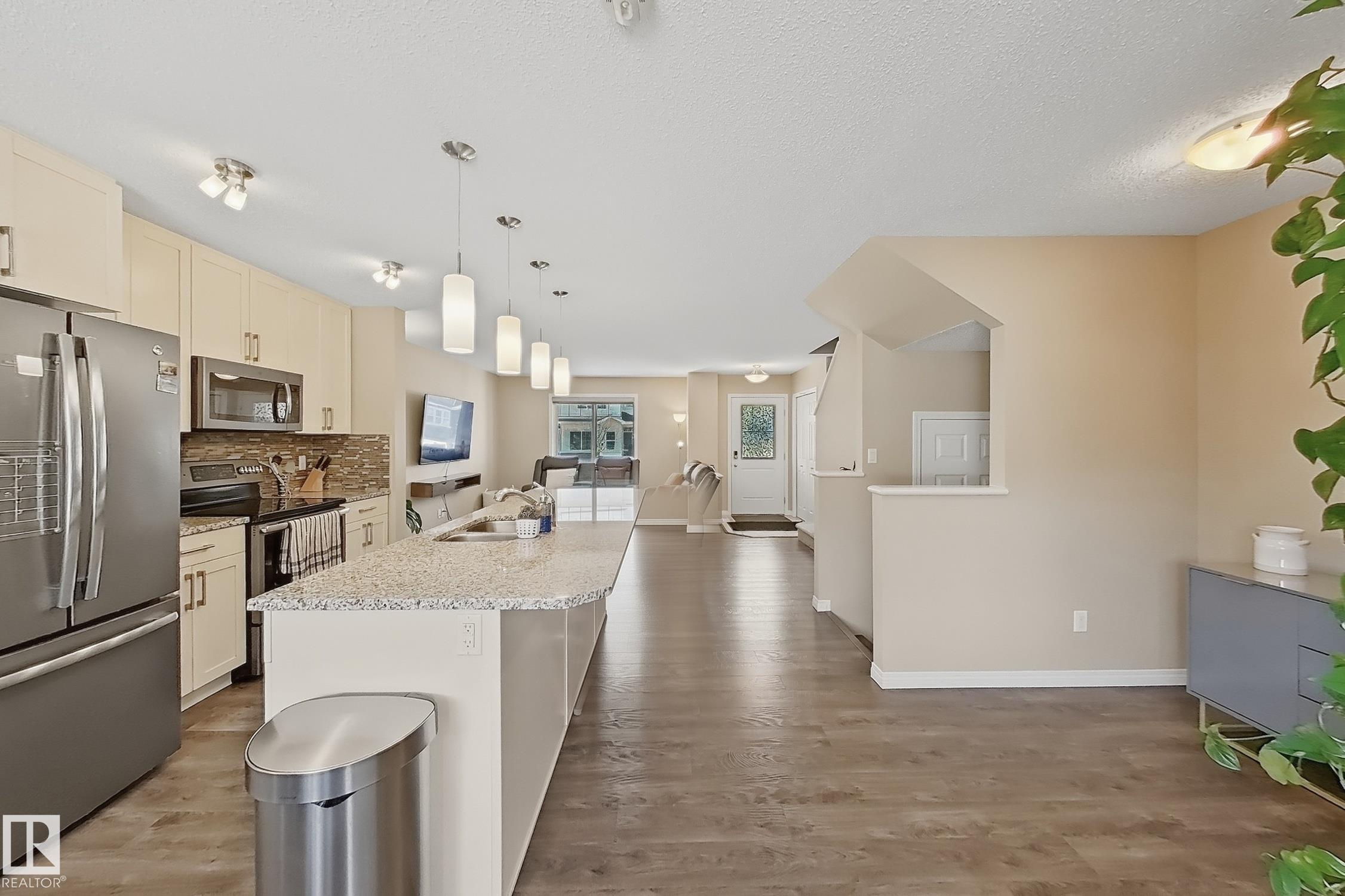 Photo 16 at 1328 Chappelle Boulevard SW, Chappelle Area, Edmonton