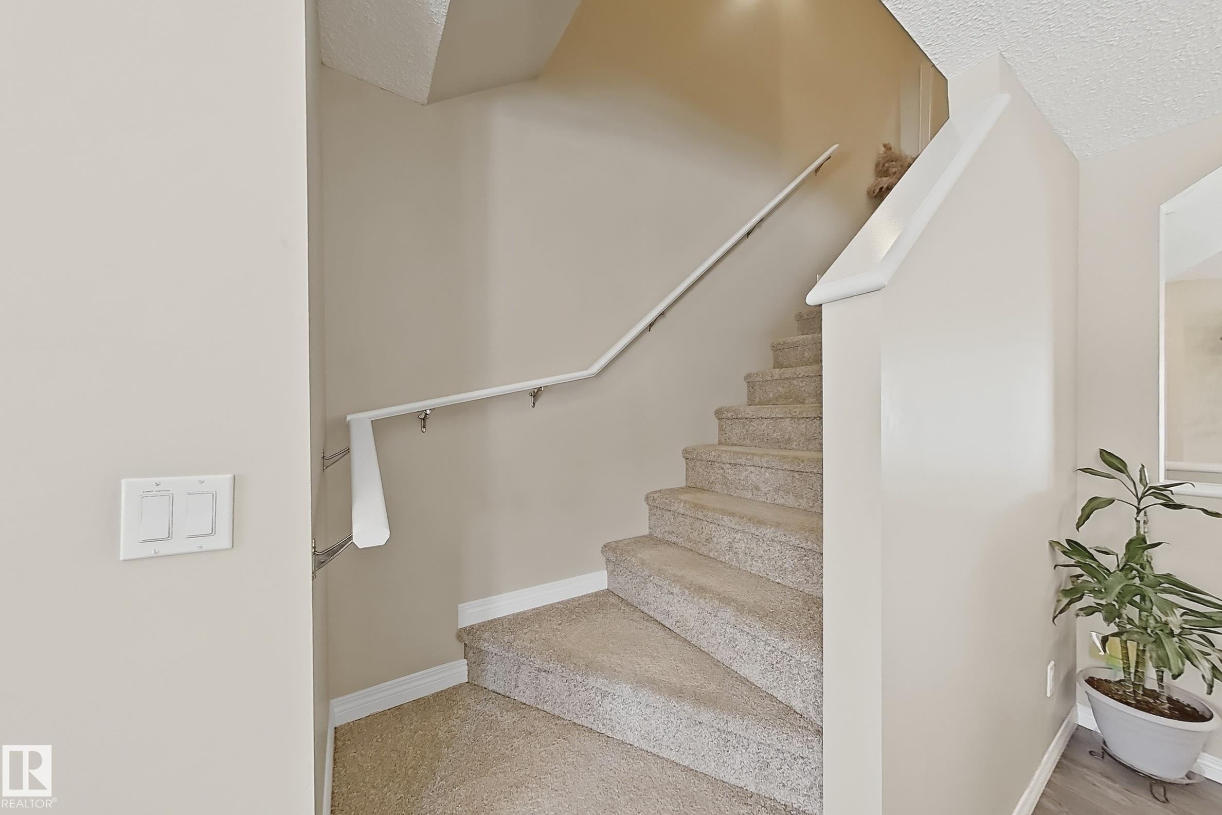 Photo 8 at 1328 Chappelle Boulevard SW, Chappelle Area, Edmonton