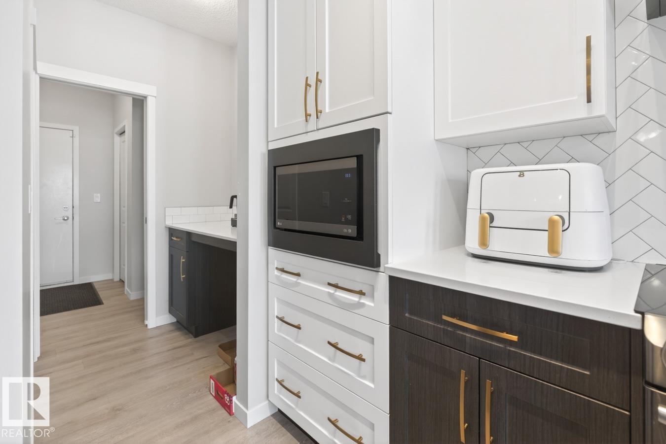 https://zimg.paragon.ice.com/ParagonImages/Property/PM/RAE/225397484/13/0/0/0cdbf5b559be08f8a542fd1119e06af0/1/faf4d9ceb4996410e54e86143660a75e/225397484-9e950a86-fdc6-4c5d-9f8a-ac81f100f8a2.JPG