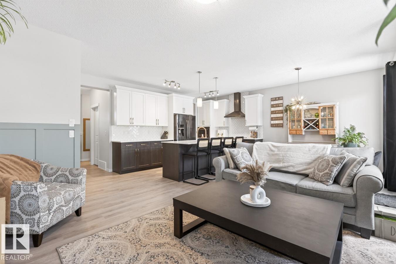 https://zimg.paragon.ice.com/ParagonImages/Property/PM/RAE/225397484/18/0/0/c07ce003b6ea5a69ed5c76d43a3423fa/1/faf4d9ceb4996410e54e86143660a75e/225397484-626a5939-dcb2-4b19-bc33-19003c612771.JPG
