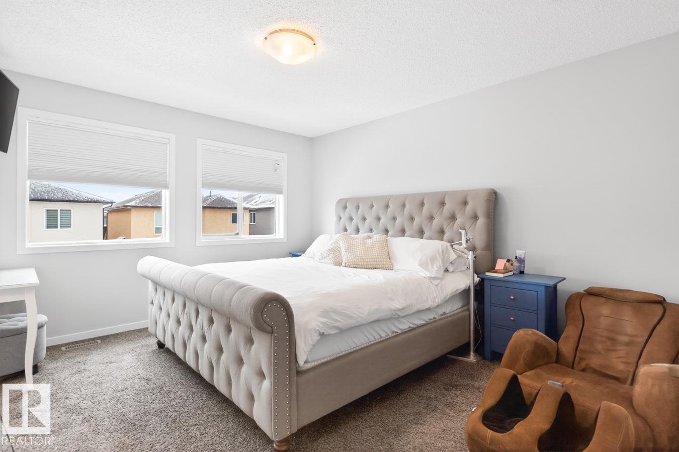 https://zimg.paragon.ice.com/ParagonImages/Property/PM/RAE/225397484/24/0/0/a2d890804ba5f7599deadddeb650a835/1/faf4d9ceb4996410e54e86143660a75e/225397484-79f8d775-74f3-4479-8f54-4d9503c1965f.JPG