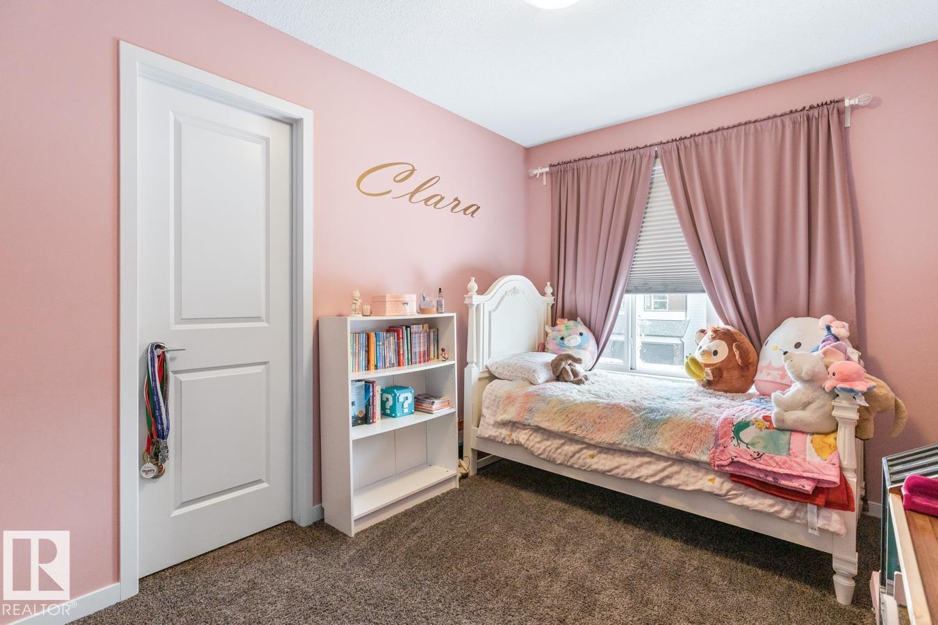 https://zimg.paragon.ice.com/ParagonImages/Property/PM/RAE/225397484/29/0/0/b9fba66a7ab4c766fe5dad5c5c58a87e/1/faf4d9ceb4996410e54e86143660a75e/225397484-358c81c9-9c66-4673-a95e-ab738af538b3.JPG