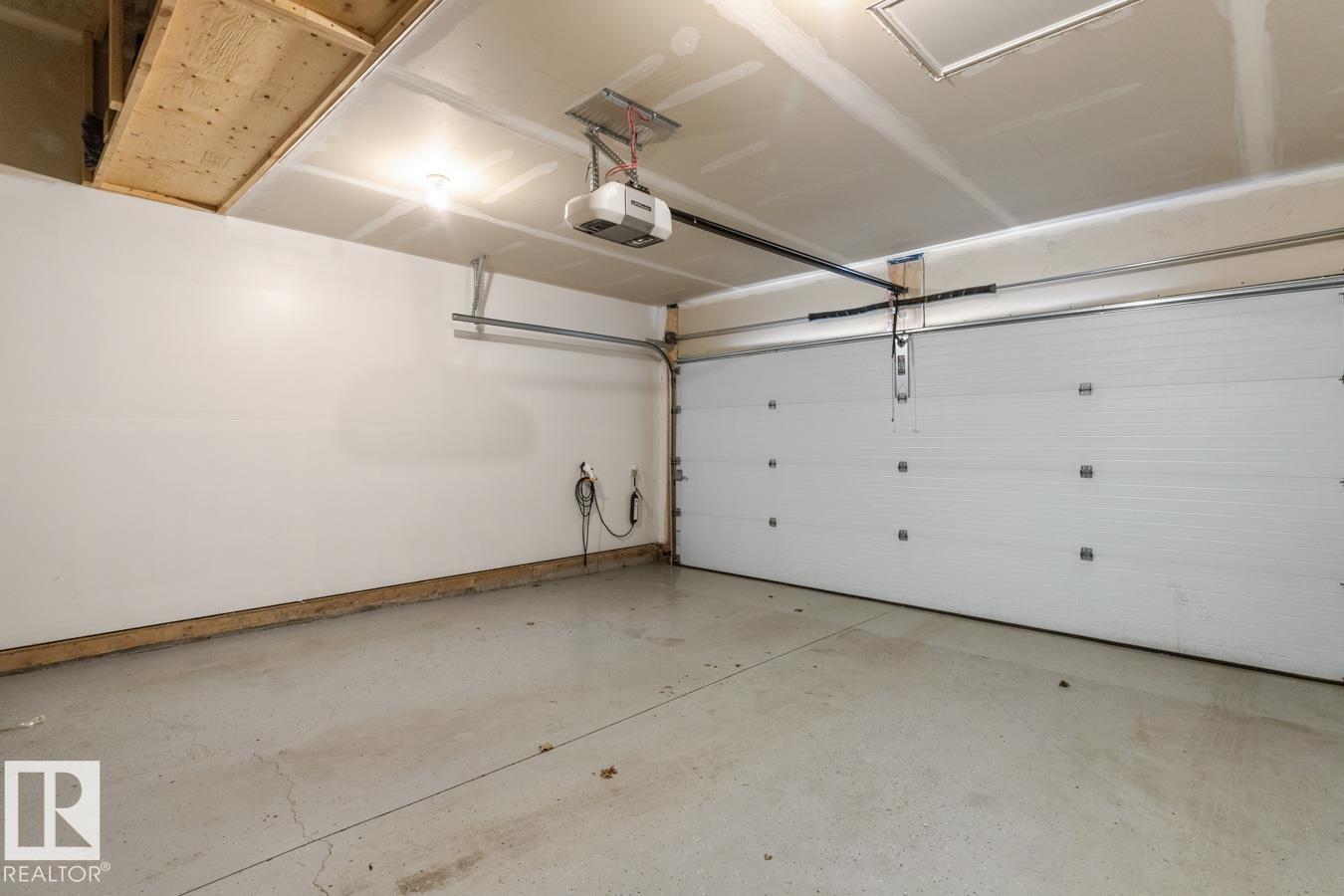 https://zimg.paragon.ice.com/ParagonImages/Property/PM/RAE/225397484/38/0/0/b74c0ee0cad4eb81fcd64d763819e49b/1/faf4d9ceb4996410e54e86143660a75e/225397484-836b4a36-59cf-4b96-9c65-859acd4ed0a8.JPG