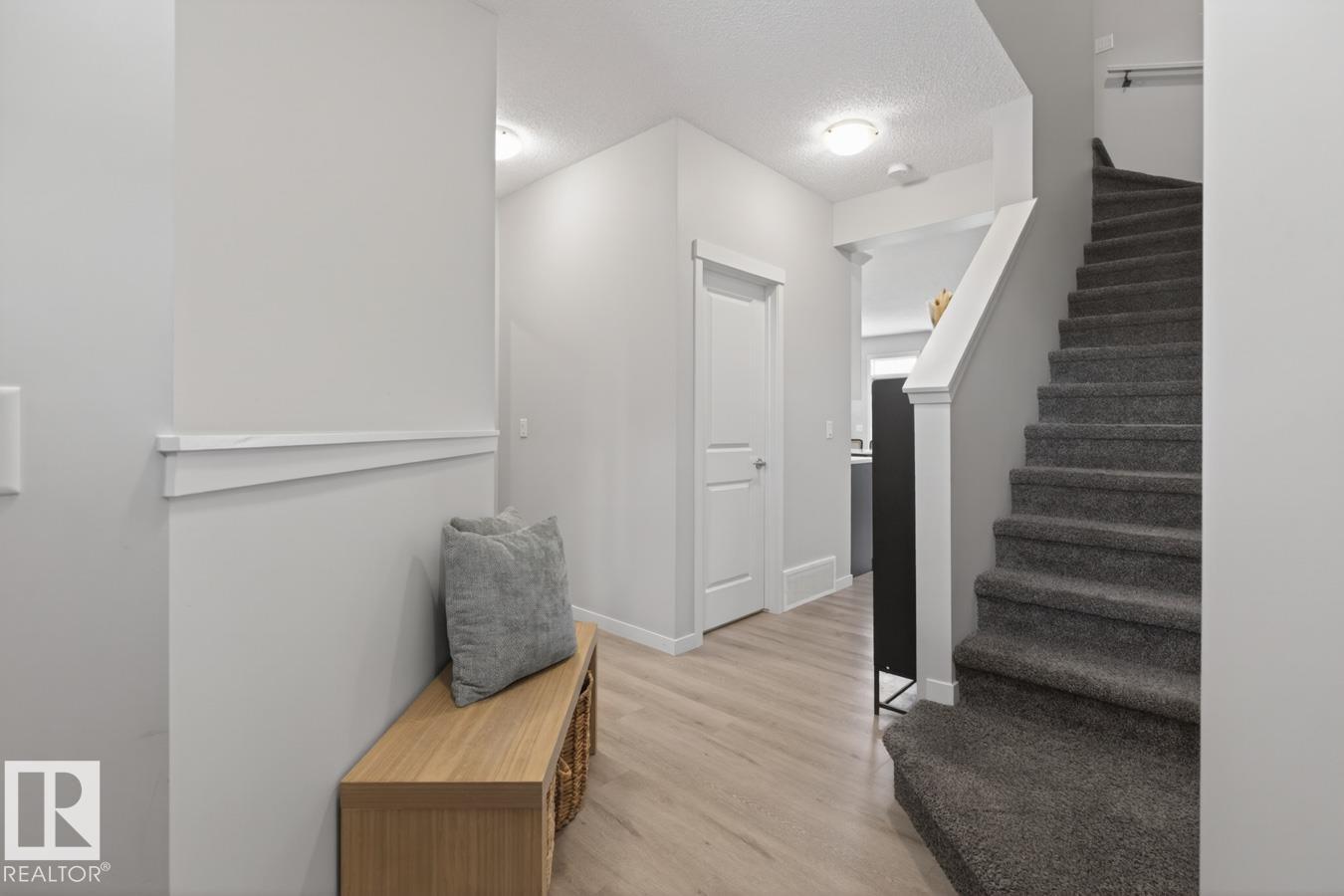 https://zimg.paragon.ice.com/ParagonImages/Property/PM/RAE/225397484/4/0/0/de19ee6931da60b9949c0ce8ebd24a8a/1/faf4d9ceb4996410e54e86143660a75e/225397484-52ad5682-e0df-4738-a4a5-ab334d599a9a.JPG