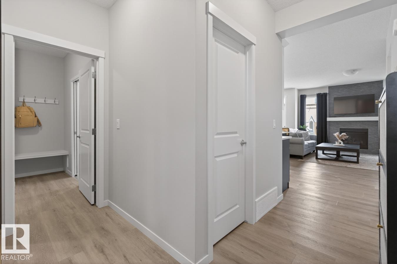 https://zimg.paragon.ice.com/ParagonImages/Property/PM/RAE/225397484/6/0/0/d697a3747d926a65dd335e59b8813bdc/1/faf4d9ceb4996410e54e86143660a75e/225397484-12db696e-47c5-4de9-aa76-22c921162fba.JPG
