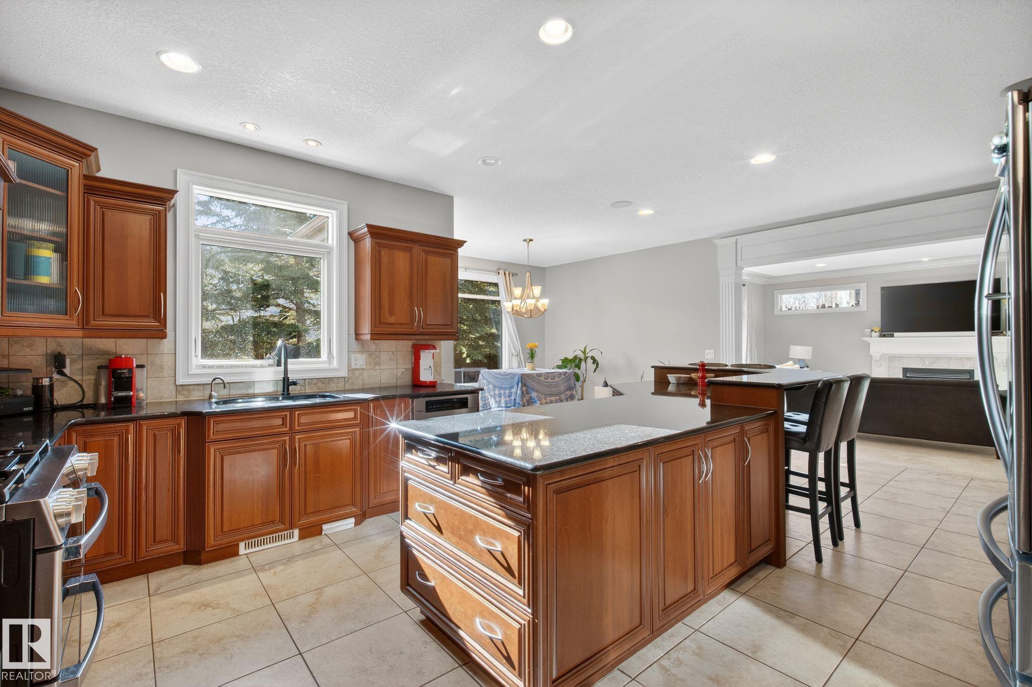 Photo 21 at 918 Hollingsworth Bend NW, Hodgson, Edmonton