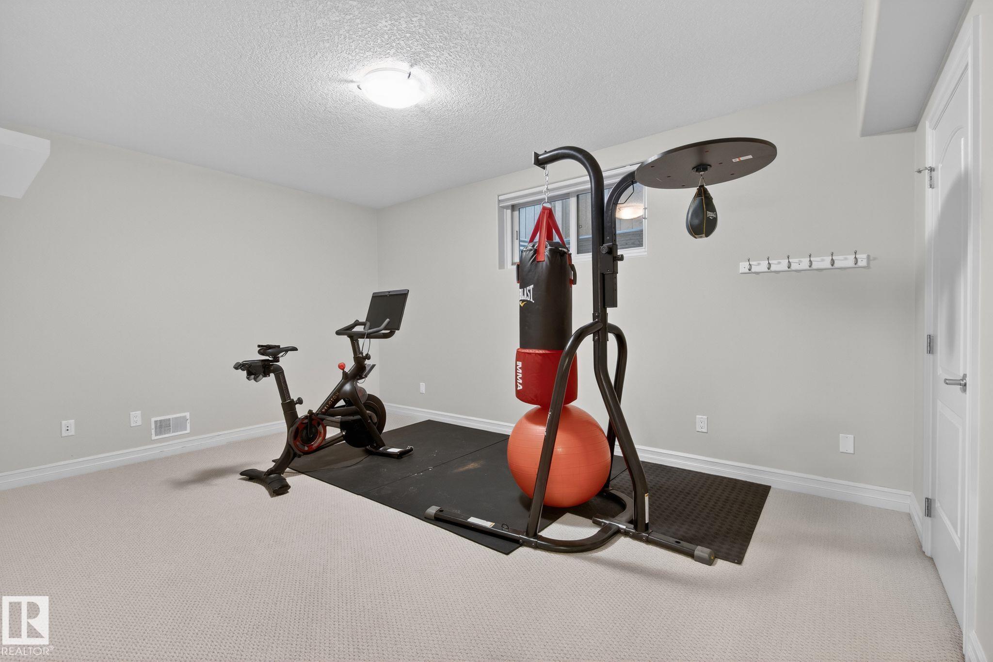 Photo 42 at 918 Hollingsworth Bend NW, Hodgson, Edmonton