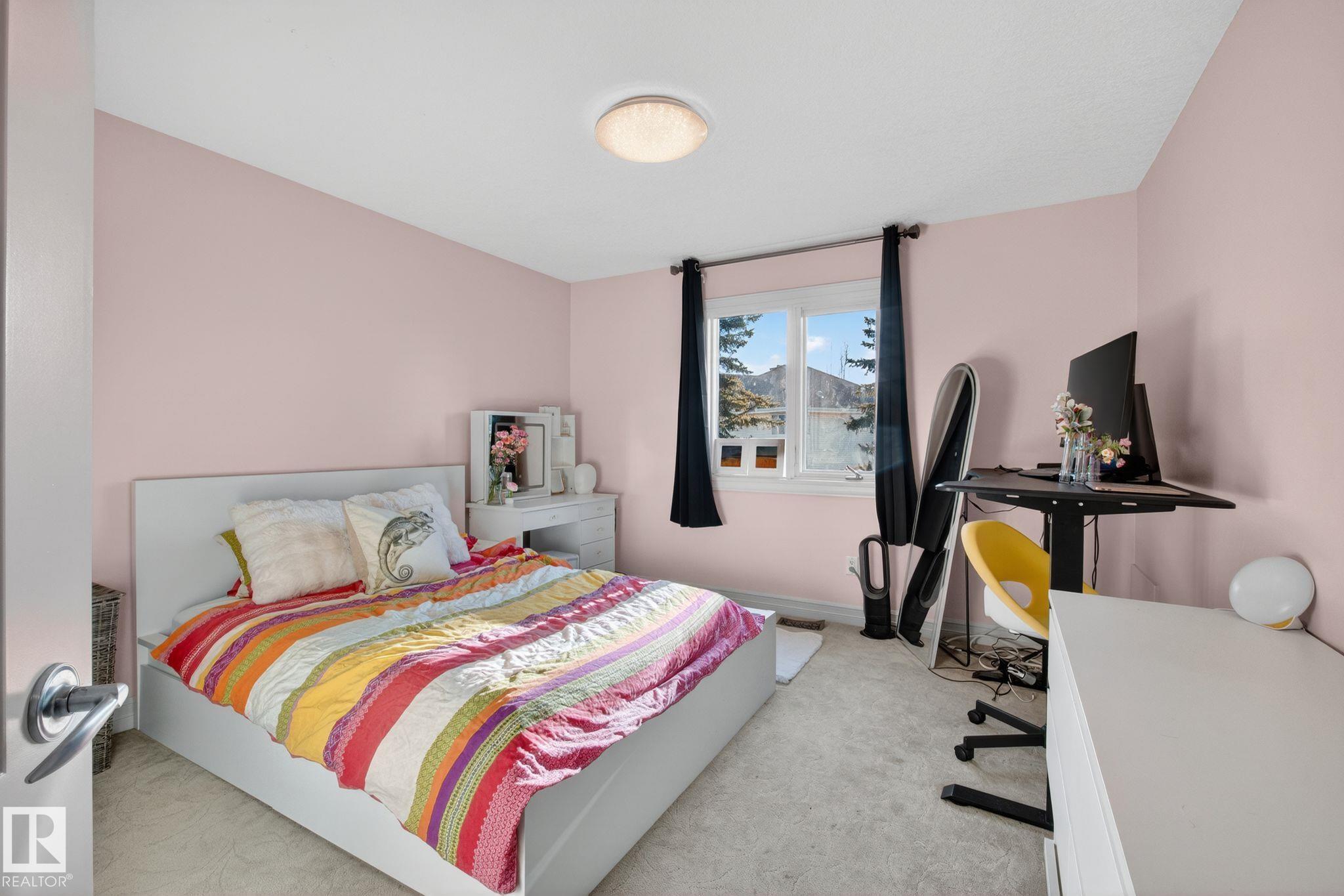 Photo 54 at 918 Hollingsworth Bend NW, Hodgson, Edmonton