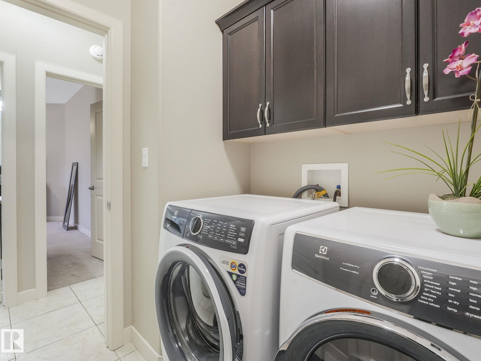 Photo 17 at 10 Brassard Court, Coloniale Estates, Beaumont