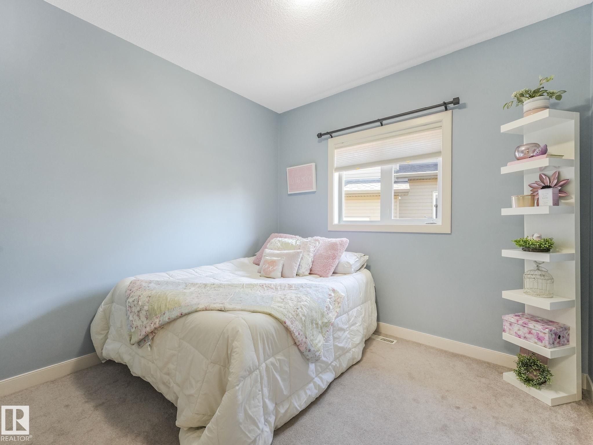 Photo 18 at 10 Brassard Court, Coloniale Estates, Beaumont