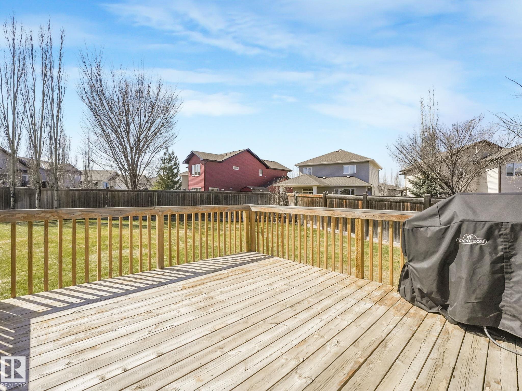 Photo 32 at 10 Brassard Court, Coloniale Estates, Beaumont