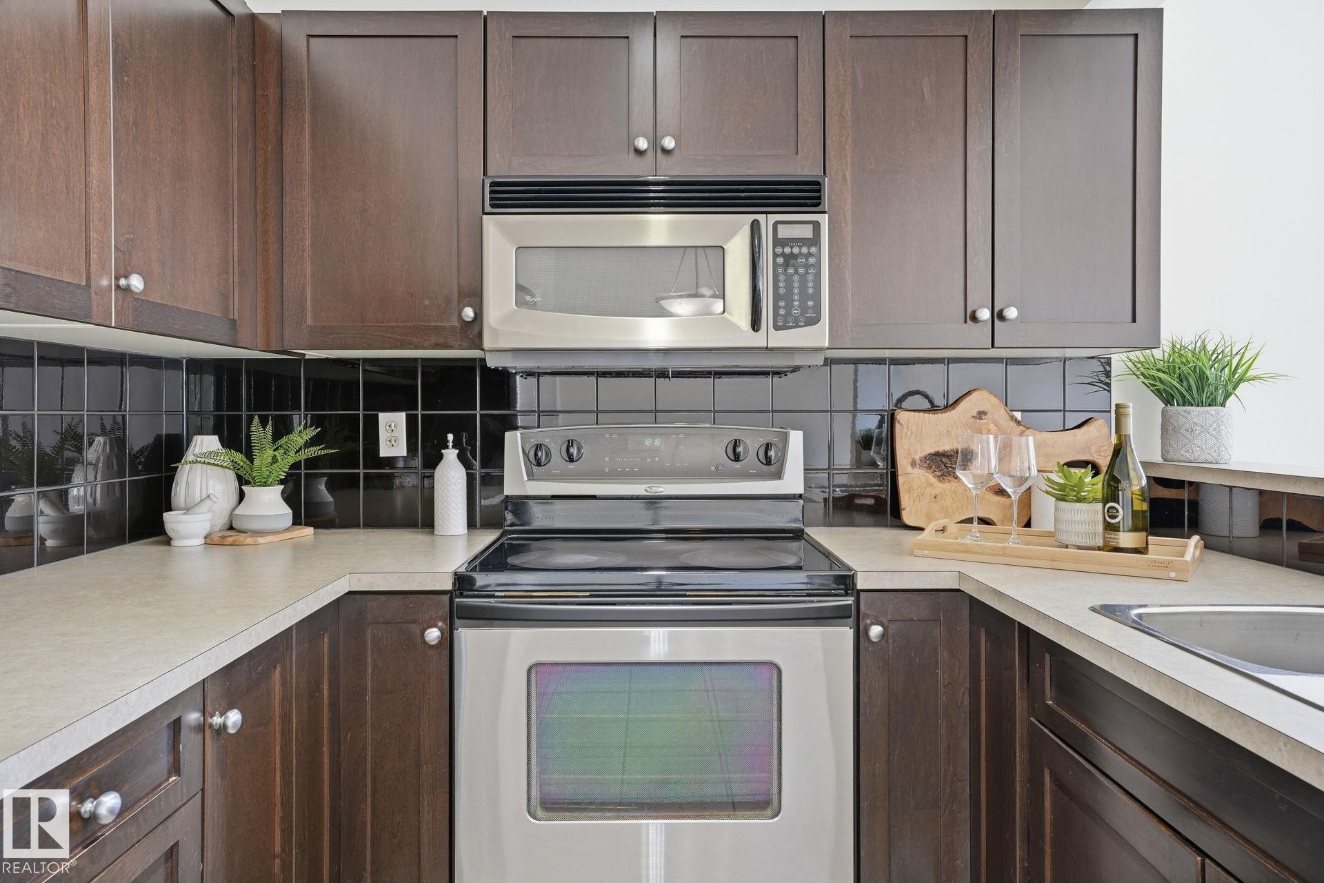 Photo 4 at 41 - 230 Edwards Drive SW, Ellerslie, Edmonton