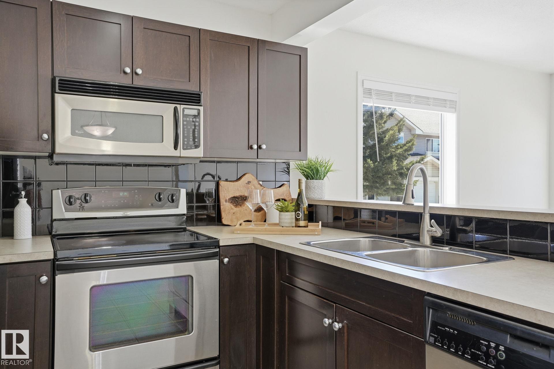 Photo 6 at 41 - 230 Edwards Drive SW, Ellerslie, Edmonton