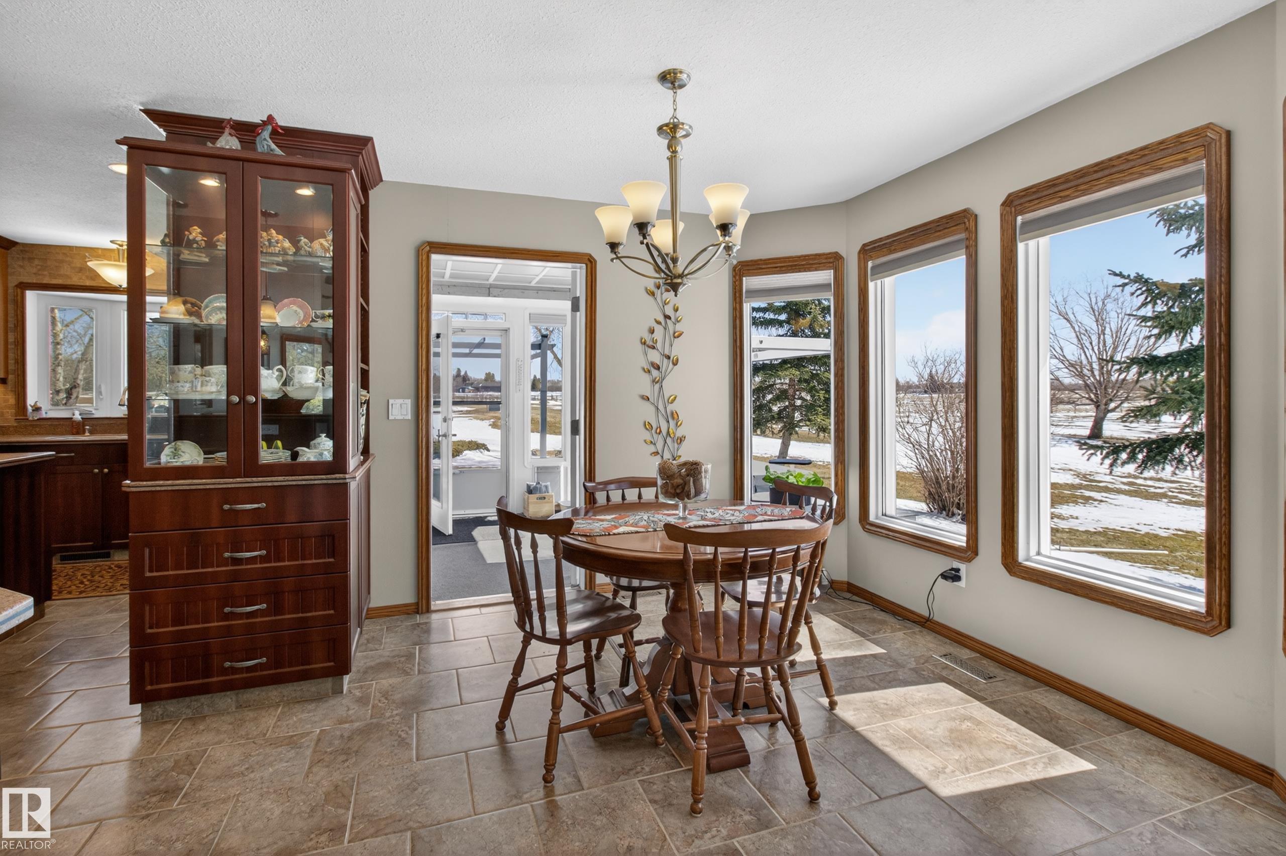 Photo 23 at 193 - 52249 Rge Road 222, Dasmarinas Estates, Rural Strathcona County