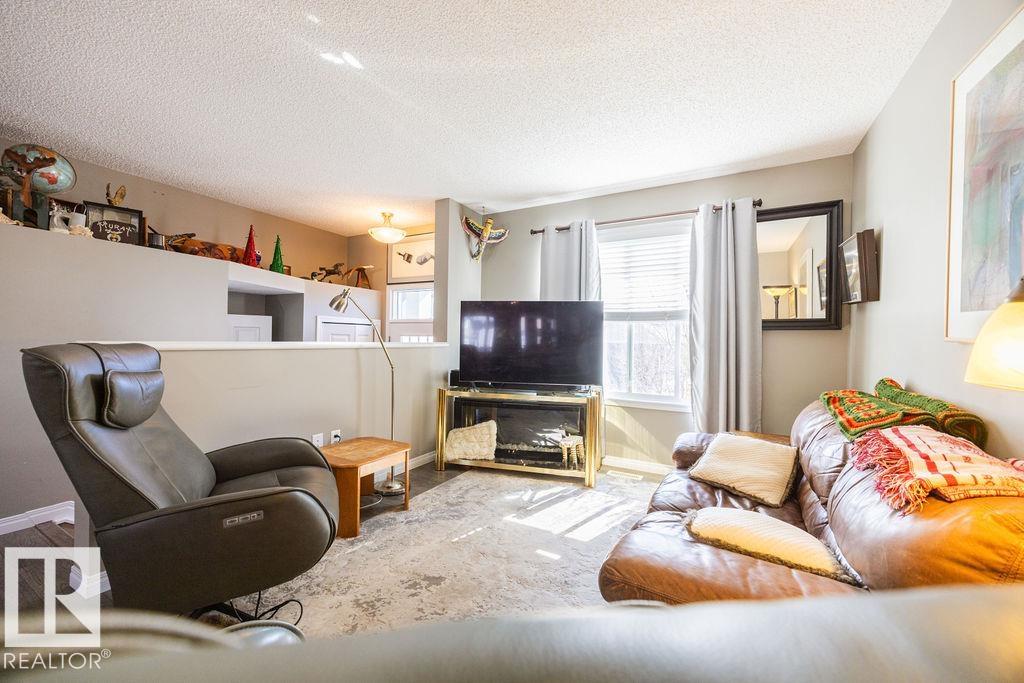 Photo 13 at 19 - 1030 Chappelle Boulevard SW, Chappelle Area, Edmonton