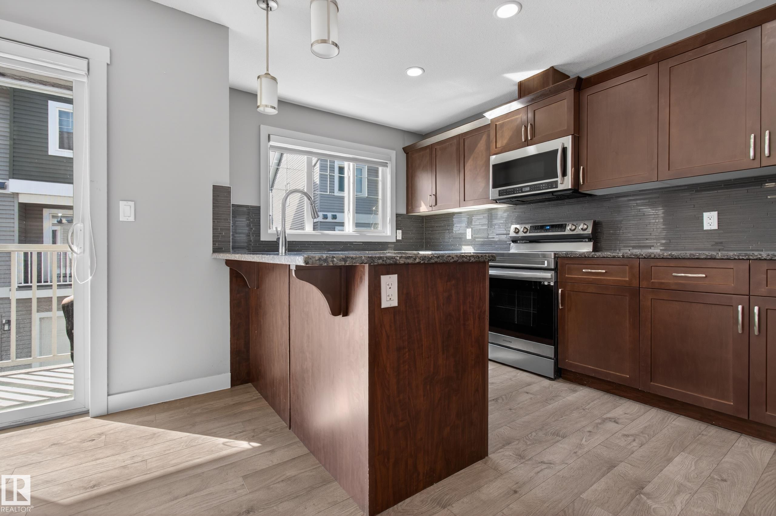 Photo 6 at 33 - 4205 30 Street NW, Larkspur, Edmonton