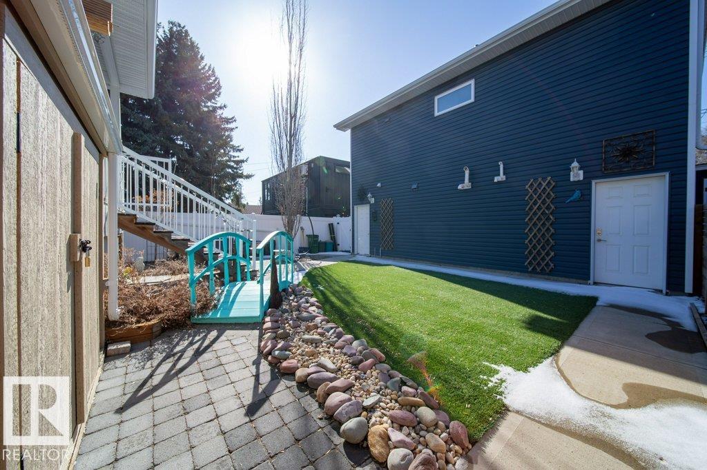 https://zimg.paragon.ice.com/ParagonImages/Property/PM/RAE/225397599/30/0/0/cdff8465c6563c683833c2fc2beb6709/1/aae23d4b17e8a8bbef4964aaed693cd7/225397599-dfae90f9-cba6-4d81-bcb8-218c7d798b2e.JPG