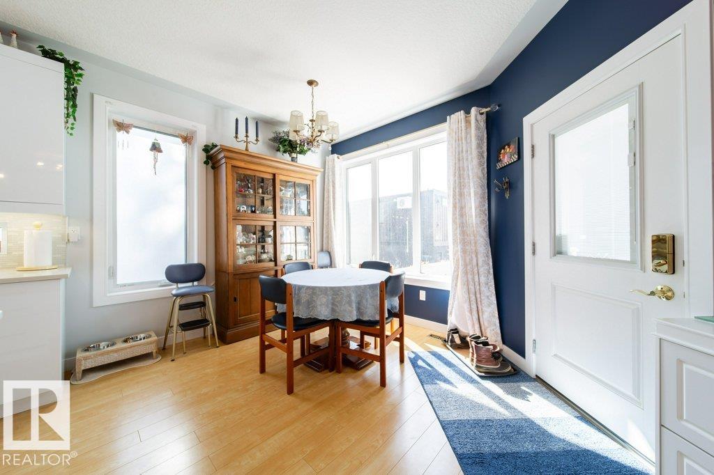 https://zimg.paragon.ice.com/ParagonImages/Property/PM/RAE/225397599/7/0/0/5feb2b00e65d73de8d72d1c4fd6e59ec/1/aae23d4b17e8a8bbef4964aaed693cd7/225397599-803539e7-33f0-4f77-a4c7-073b1789b0c4.JPG