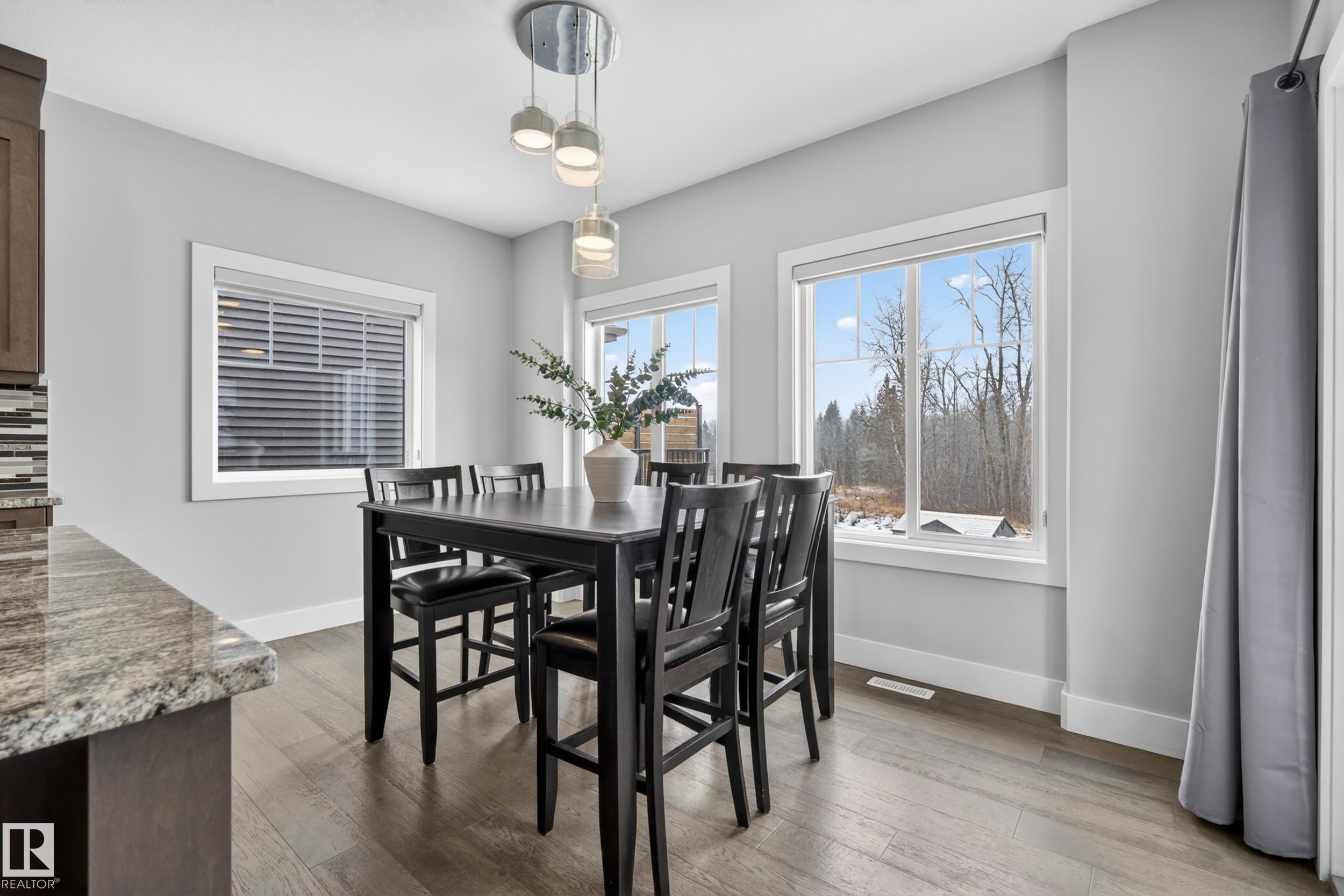 https://zimg.paragon.ice.com/ParagonImages/Property/PM/RAE/225397601/11/0/0/da501740465f2de8c40444524e3515ed/1/e976588daeabc1cd827d79882981b26a/225397601-5bdd4087-9f91-4361-b357-8b7328013c32.JPG