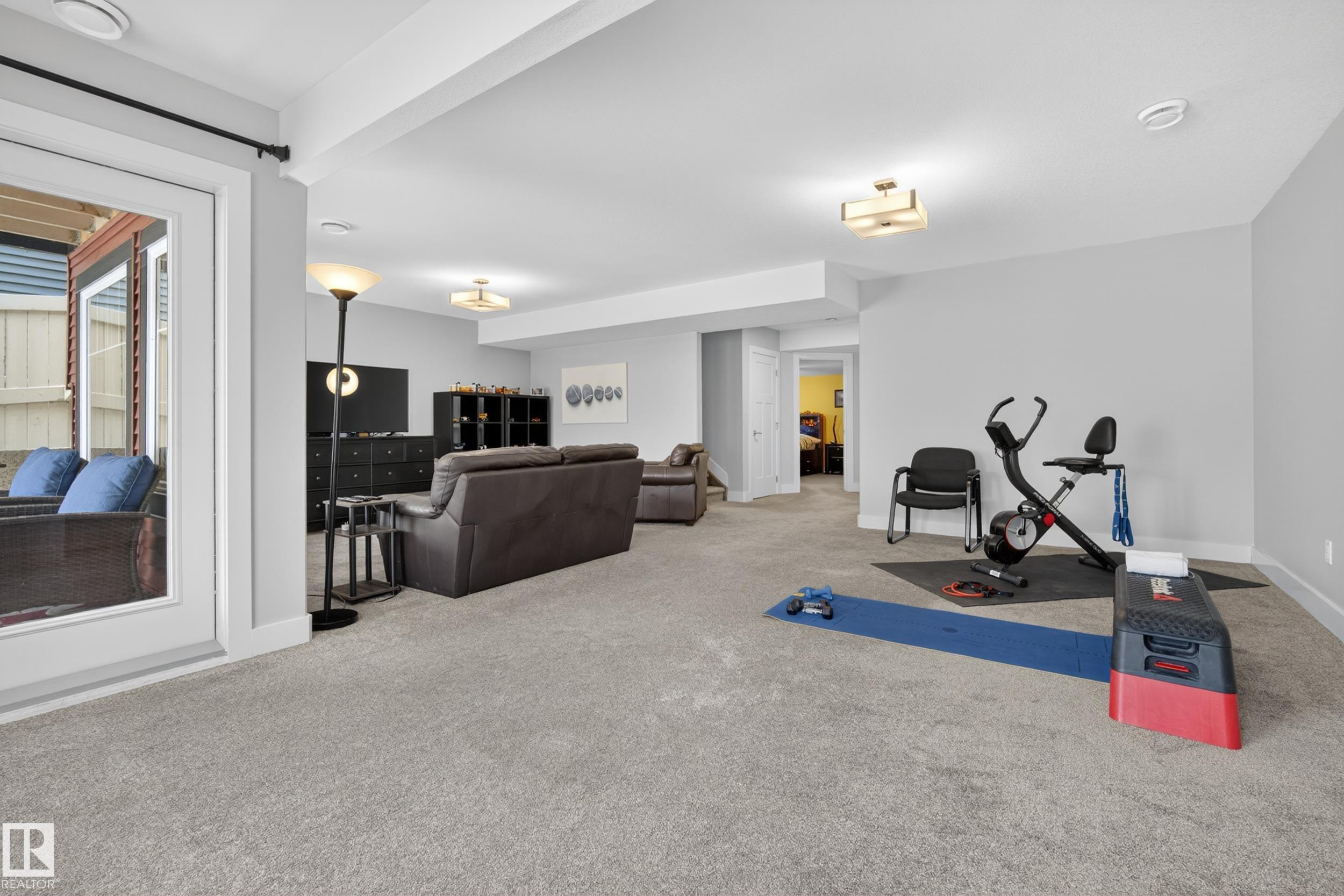 https://zimg.paragon.ice.com/ParagonImages/Property/PM/RAE/225397601/23/0/0/62ac1ef3f6699f340fa19b178e9ad31f/1/e976588daeabc1cd827d79882981b26a/225397601-785a87f5-d5a9-437e-af52-9bdd9b28e918.JPG