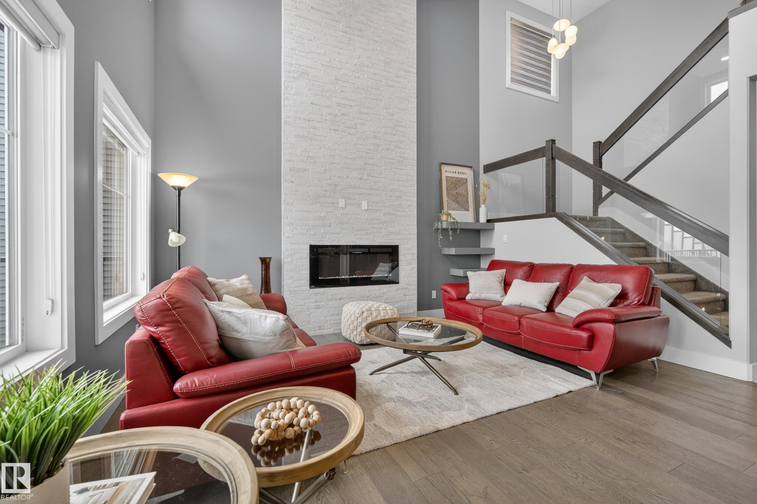 https://zimg.paragon.ice.com/ParagonImages/Property/PM/RAE/225397601/7/0/0/7d9d29c9de3d7d3b565e13705a802d87/1/e976588daeabc1cd827d79882981b26a/225397601-5d35d794-7719-4320-b497-7271a1dc40c0.JPG