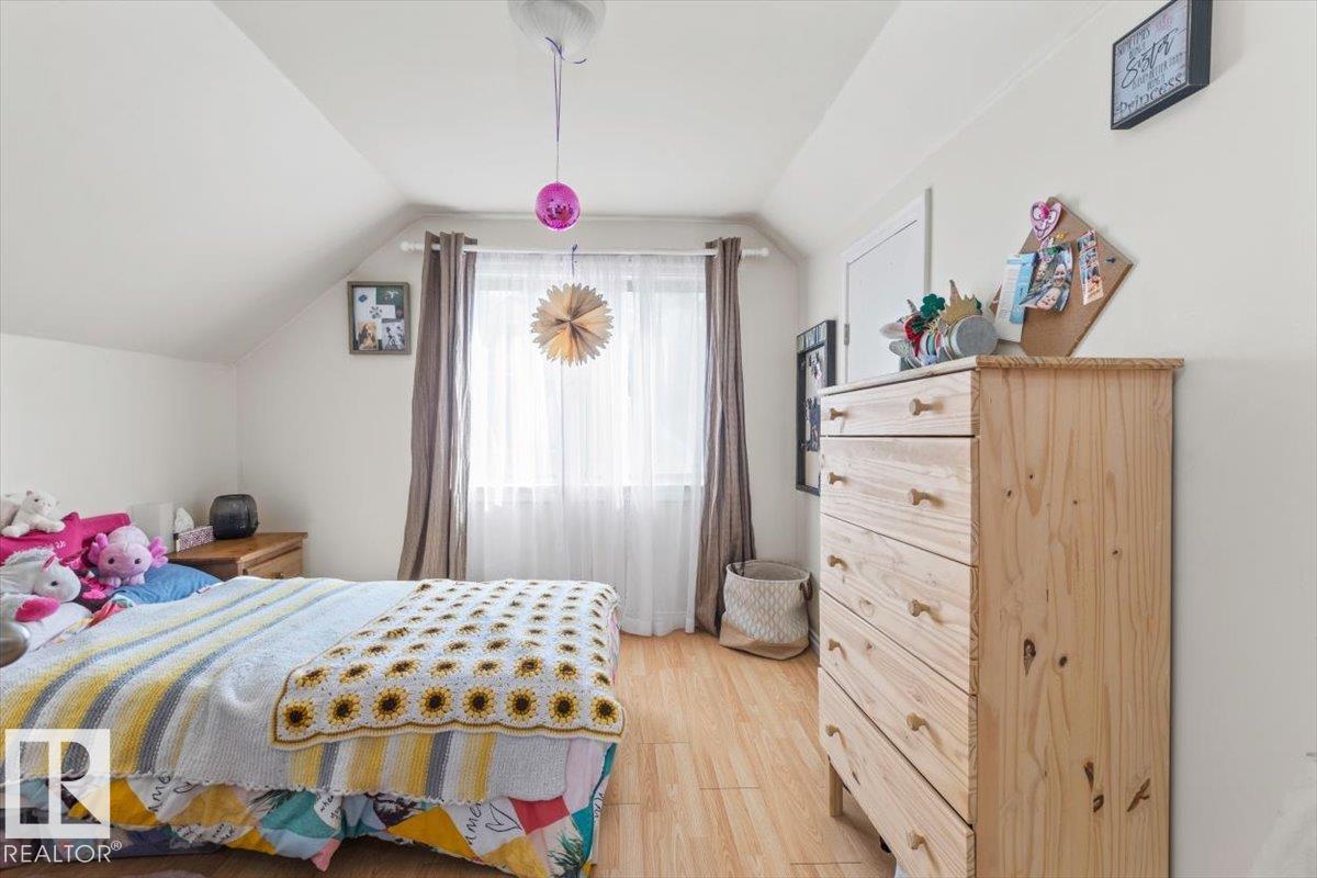Photo 15 at 12210 59 Street NW, Montrose, Edmonton
