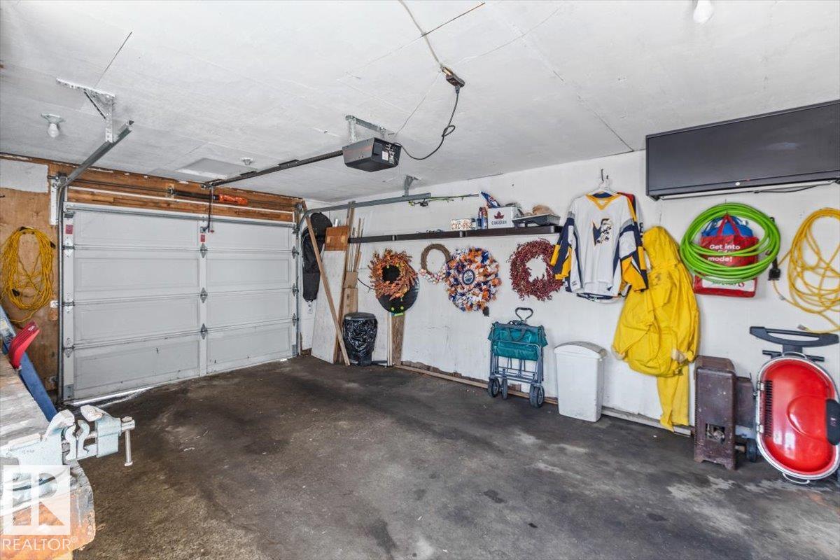 Photo 23 at 12210 59 Street NW, Montrose, Edmonton
