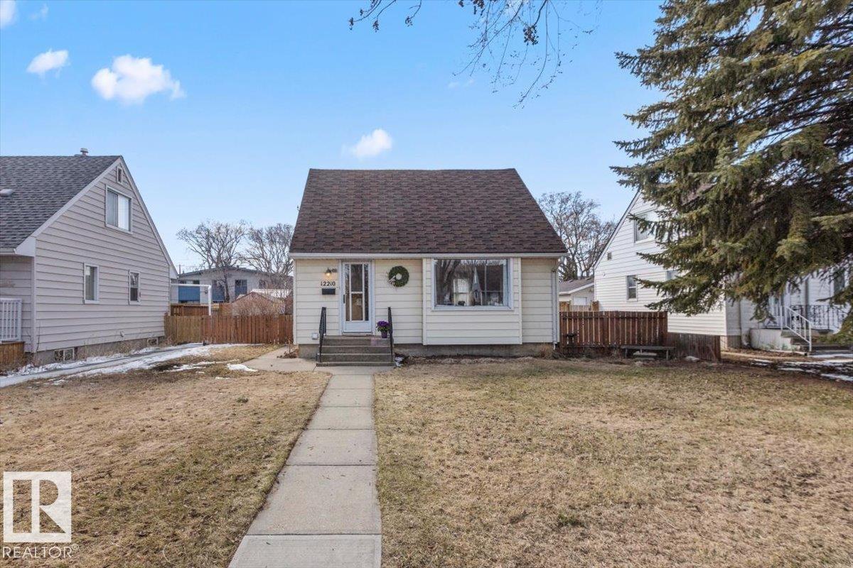 Photo 24 at 12210 59 Street NW, Montrose, Edmonton