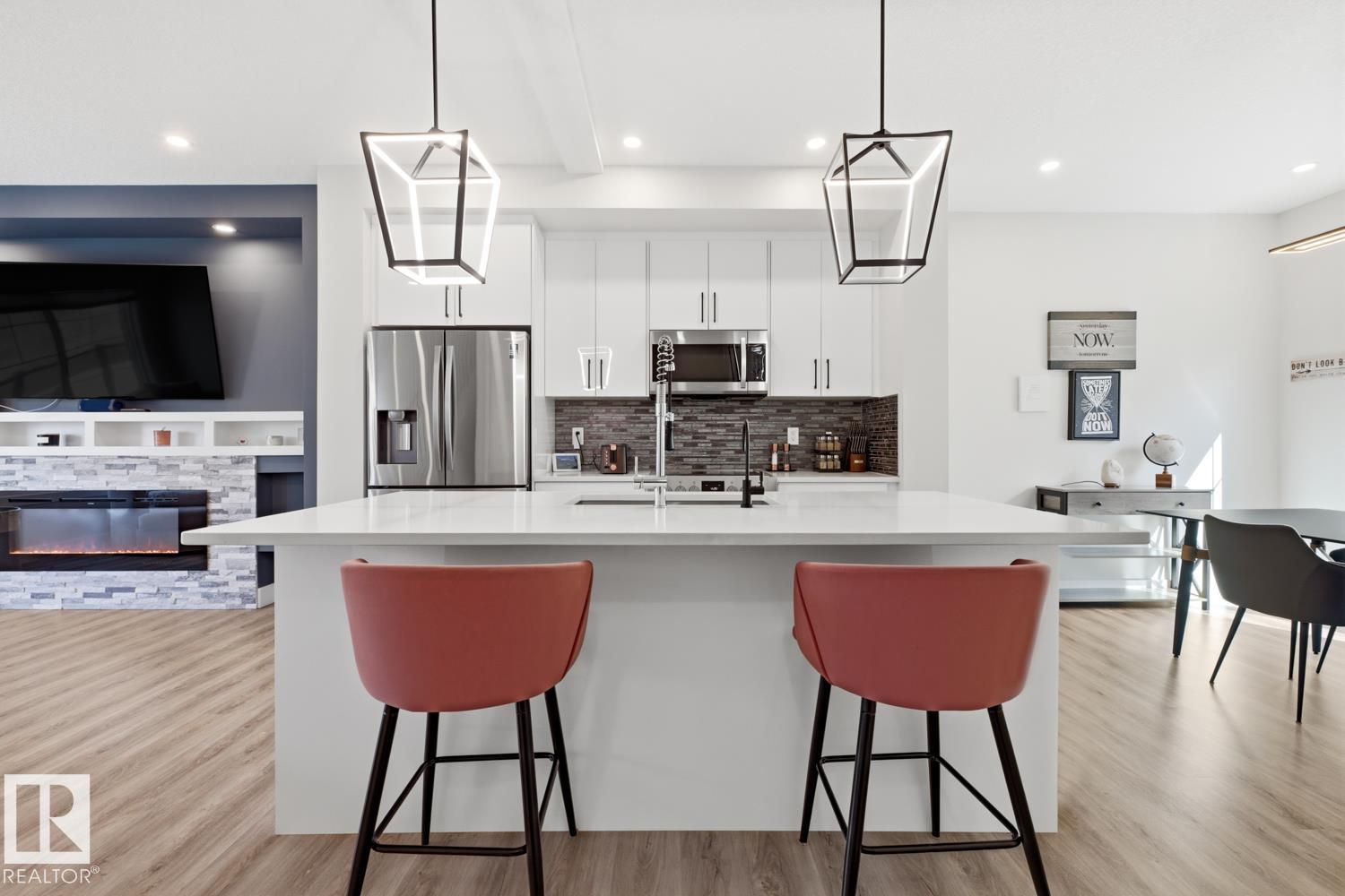 Photo 9 at 61 - 230 Edgemont Road NW, Edgemont, Edmonton