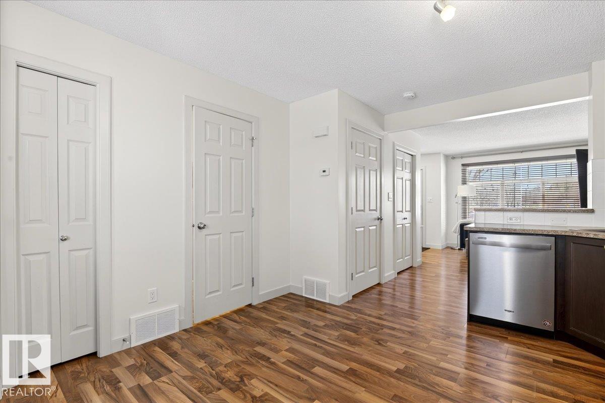 Photo 17 at 18 - 6032 38 Avenue NW, Greenview, Edmonton