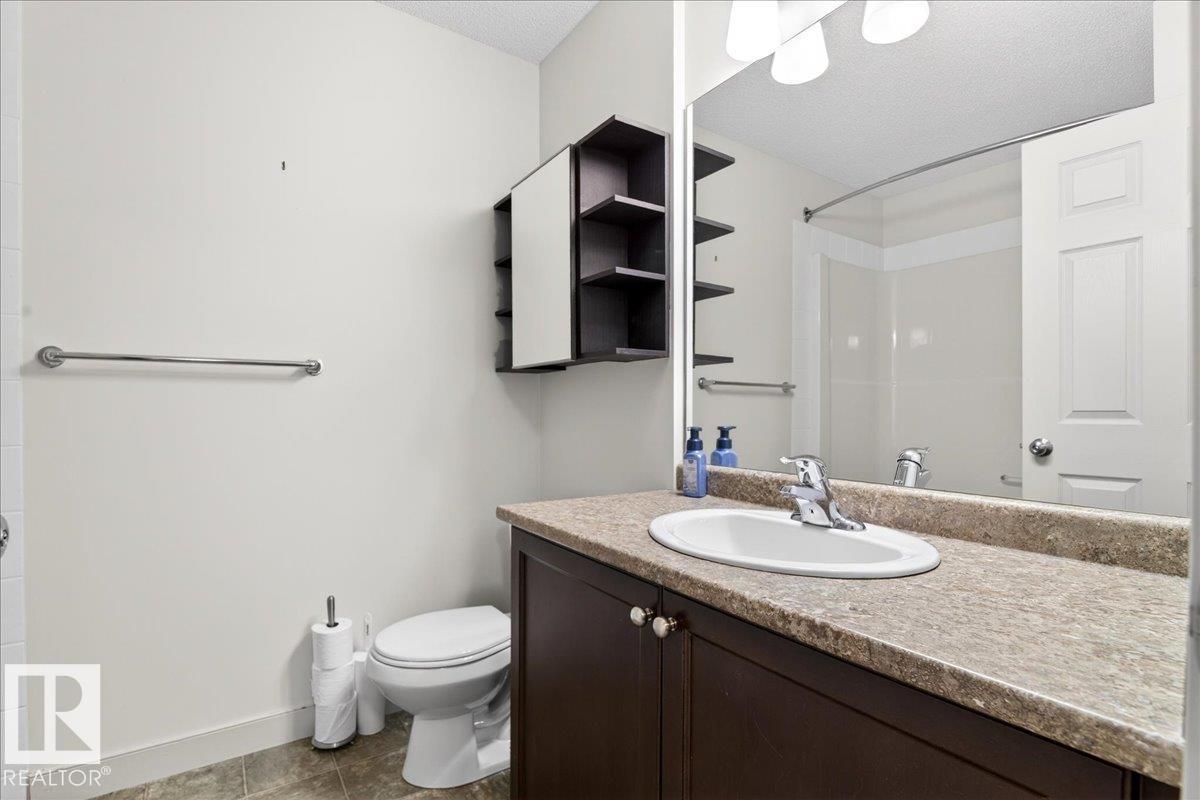 Photo 23 at 18 - 6032 38 Avenue NW, Greenview, Edmonton