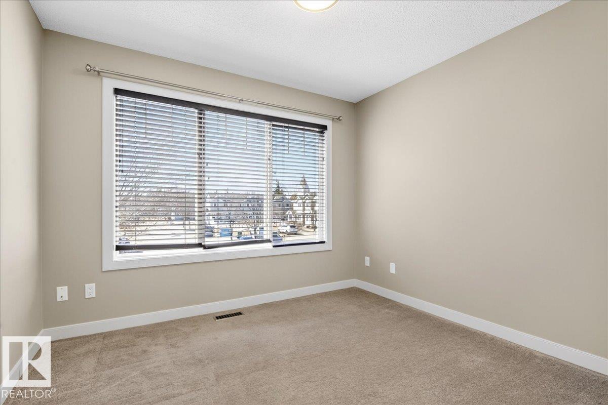 Photo 24 at 18 - 6032 38 Avenue NW, Greenview, Edmonton